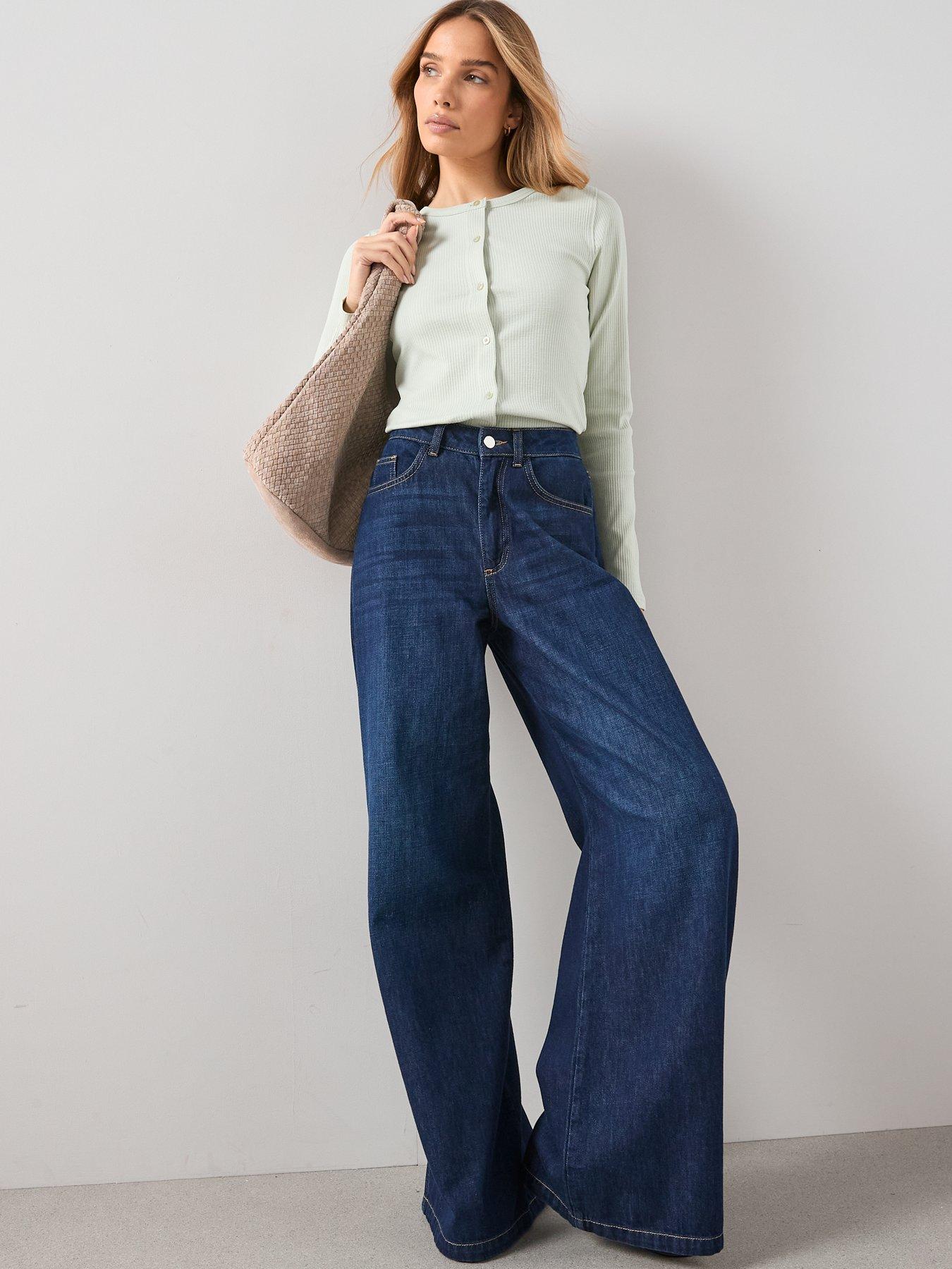 Image 3 of 7 of The Very Collection Button Through Rib Top - Green