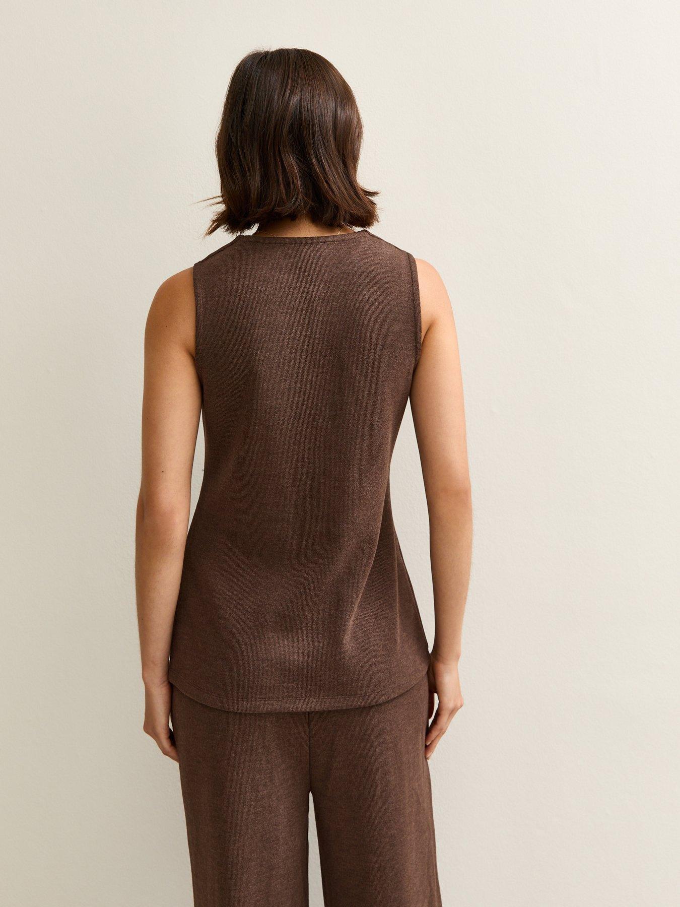 Image 2 of 4 of New Look Soft Touch Compact Knit Split Front Waistcoat - Dark Brown