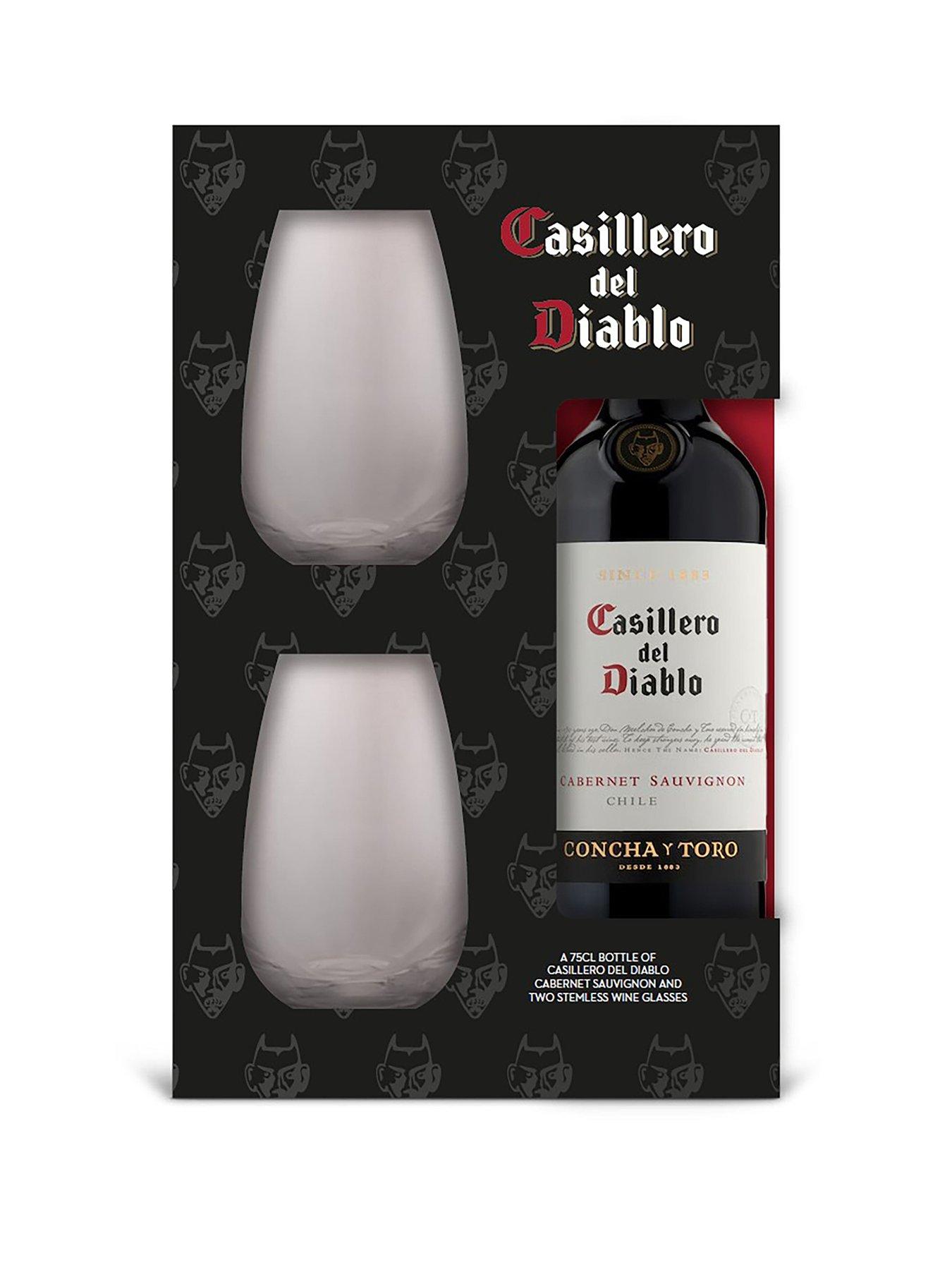 Casillero Del Diablo & Glasses