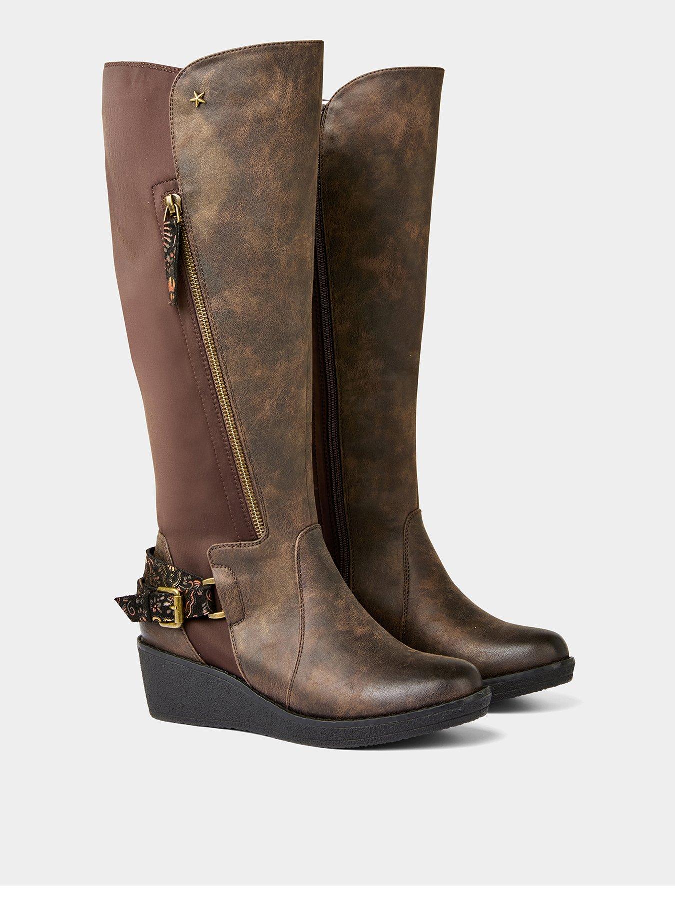 undefined Fallen Leaves Wedge Boots - Brown