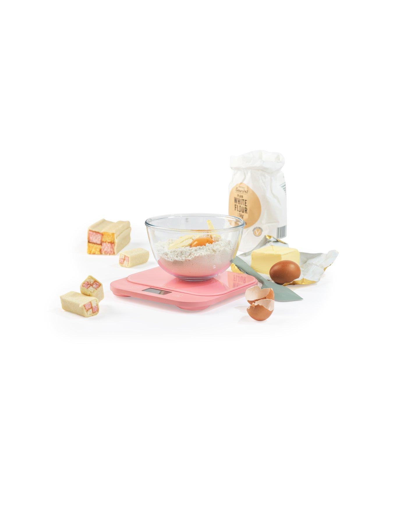 Image 3 of 7 of Salter British Bakes Waterproof Kitchen Scale