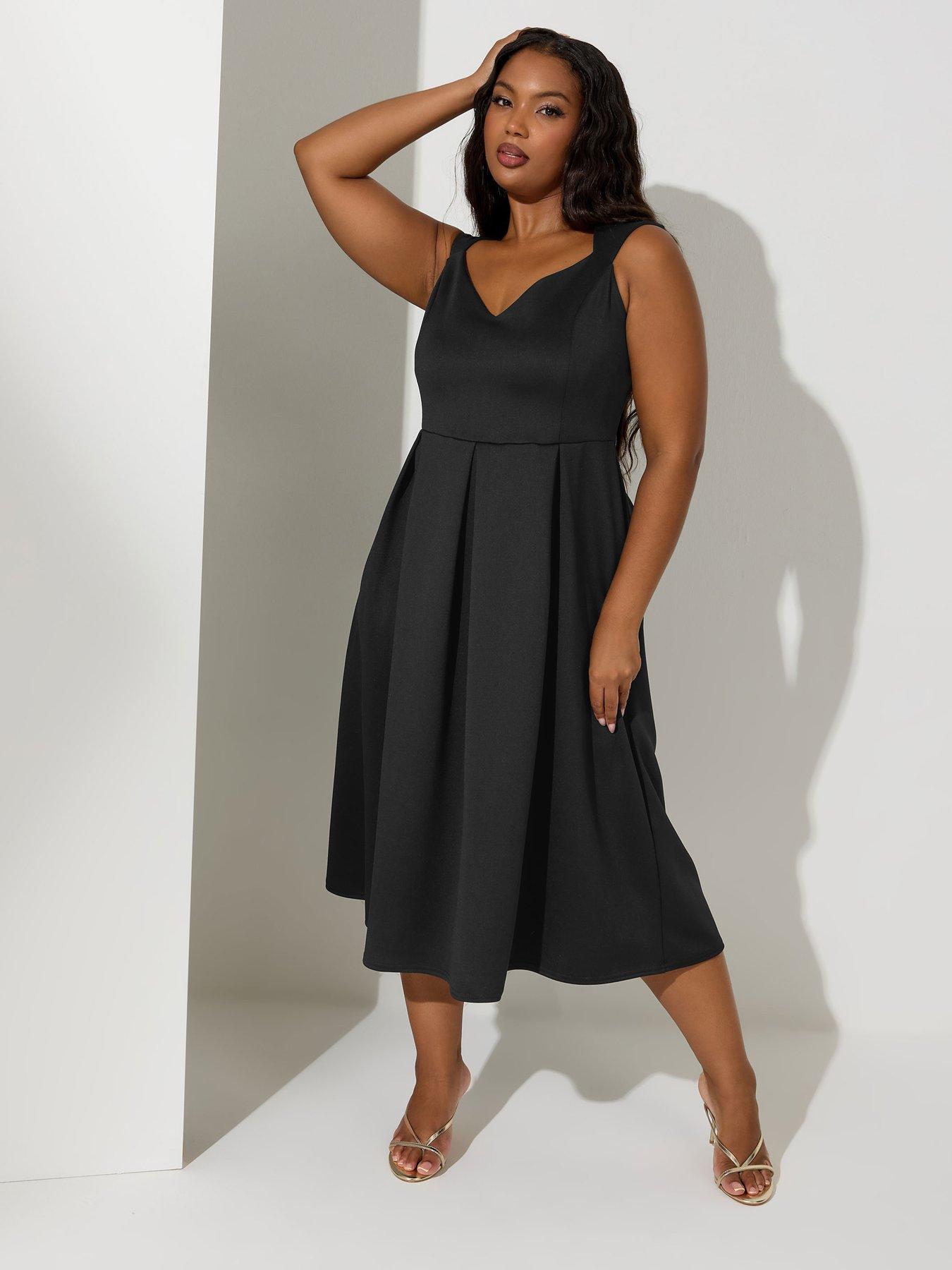 Image 3 of 4 of Yours Curve Sweetheart Neck Scuba Skater Dress - Black