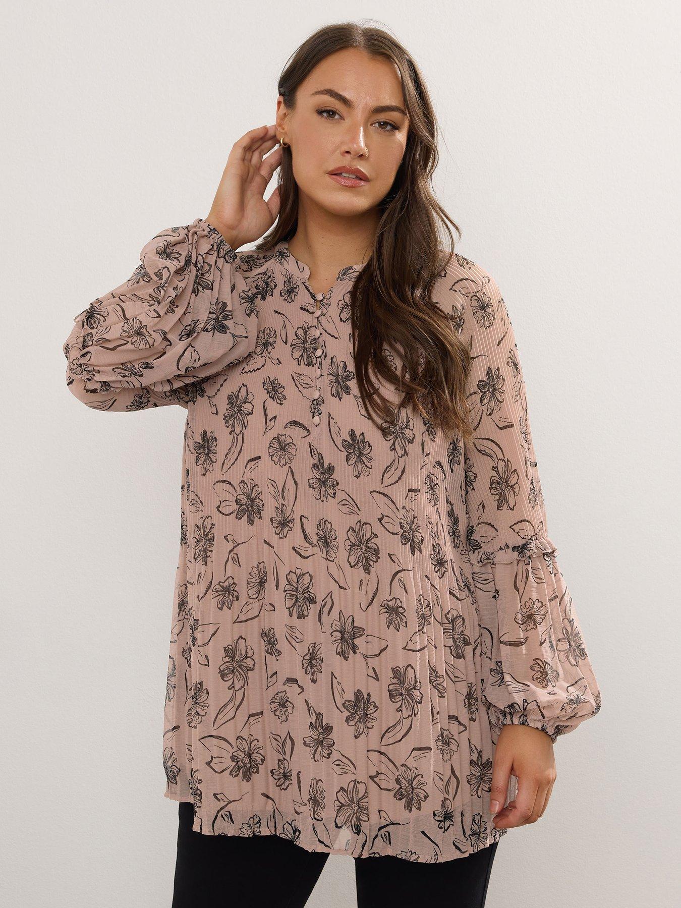 undefined Curve Pleated Blouse