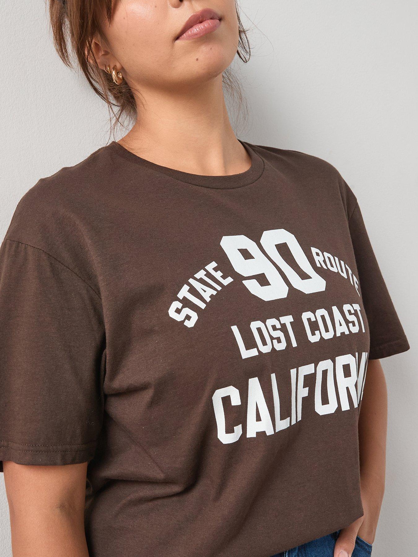 Image 5 of 7 of The Very Collection Curve California Slogan T-Shirt - Chocolate