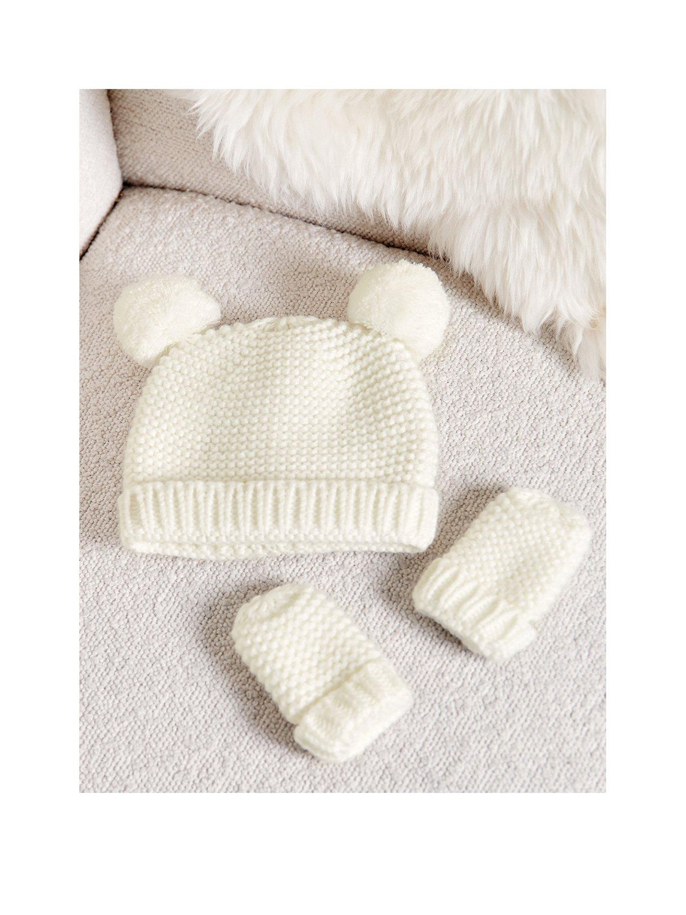 Katie Loxton KNITTED HAT & MITTENS SET , White