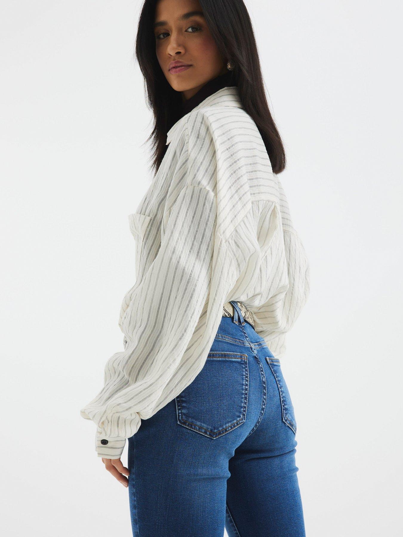 Image 2 of 6 of River Island Petite Mid Rise Bootcut Bea Jeans - Blue