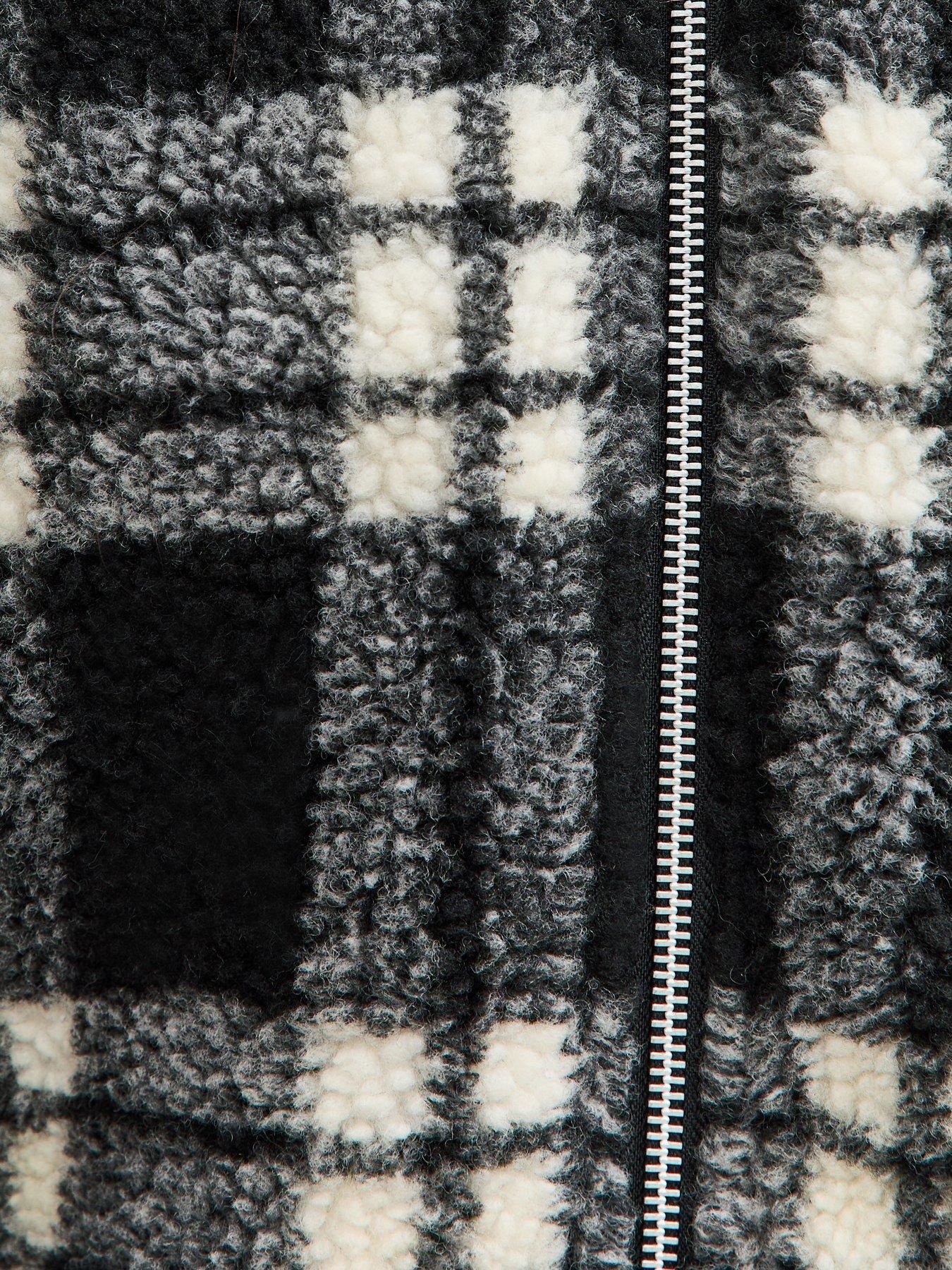 Image 6 of 6 of New Look Checked Borg Jacket - Mono