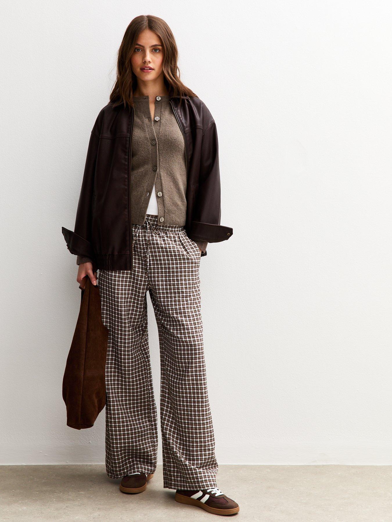Image 3 of 5 of New Look Crew Neck Knitted Cardigan - Beige