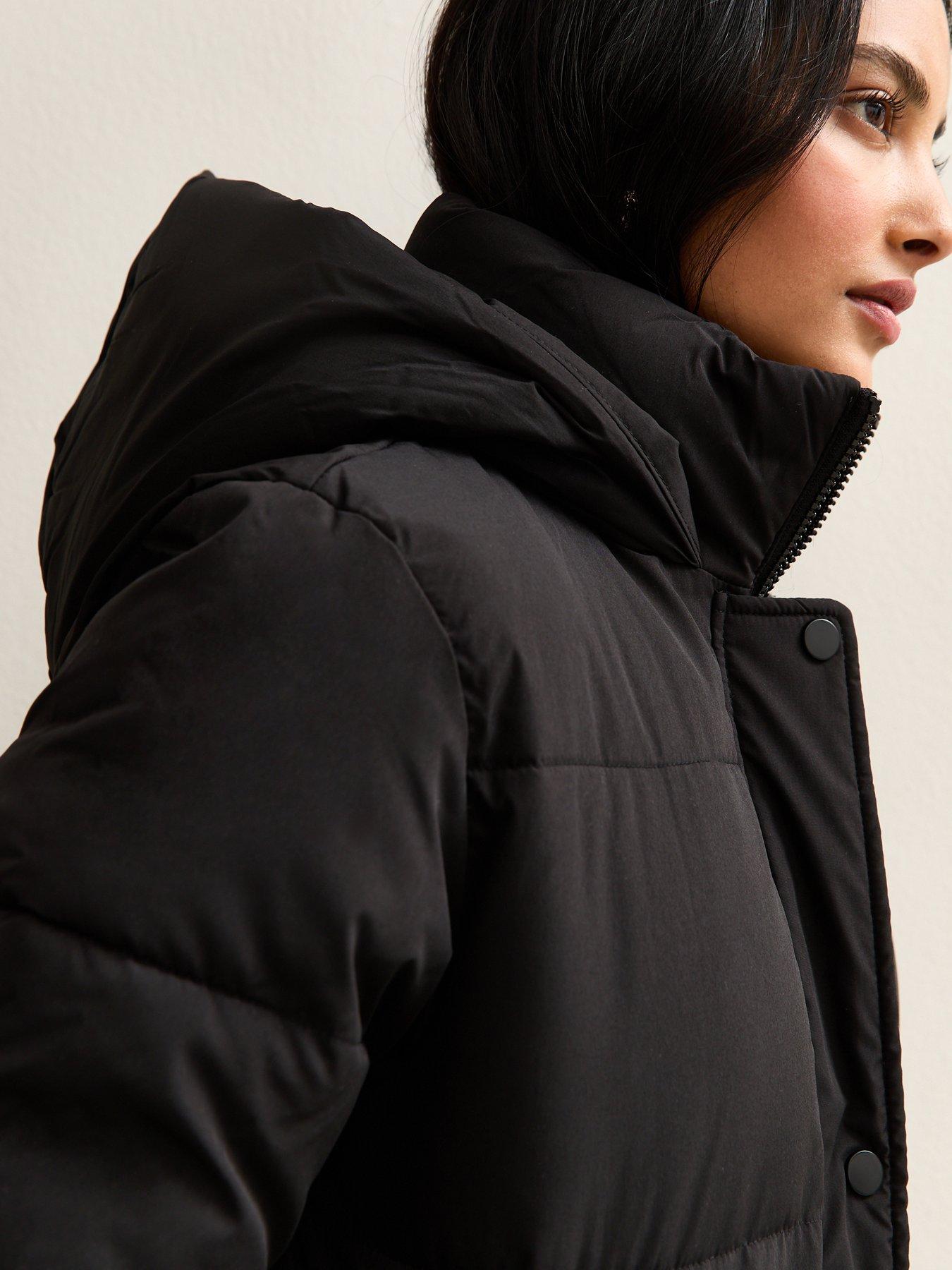 Image 4 of 6 of New Look Tiered Longline Padded Jacket - Black
