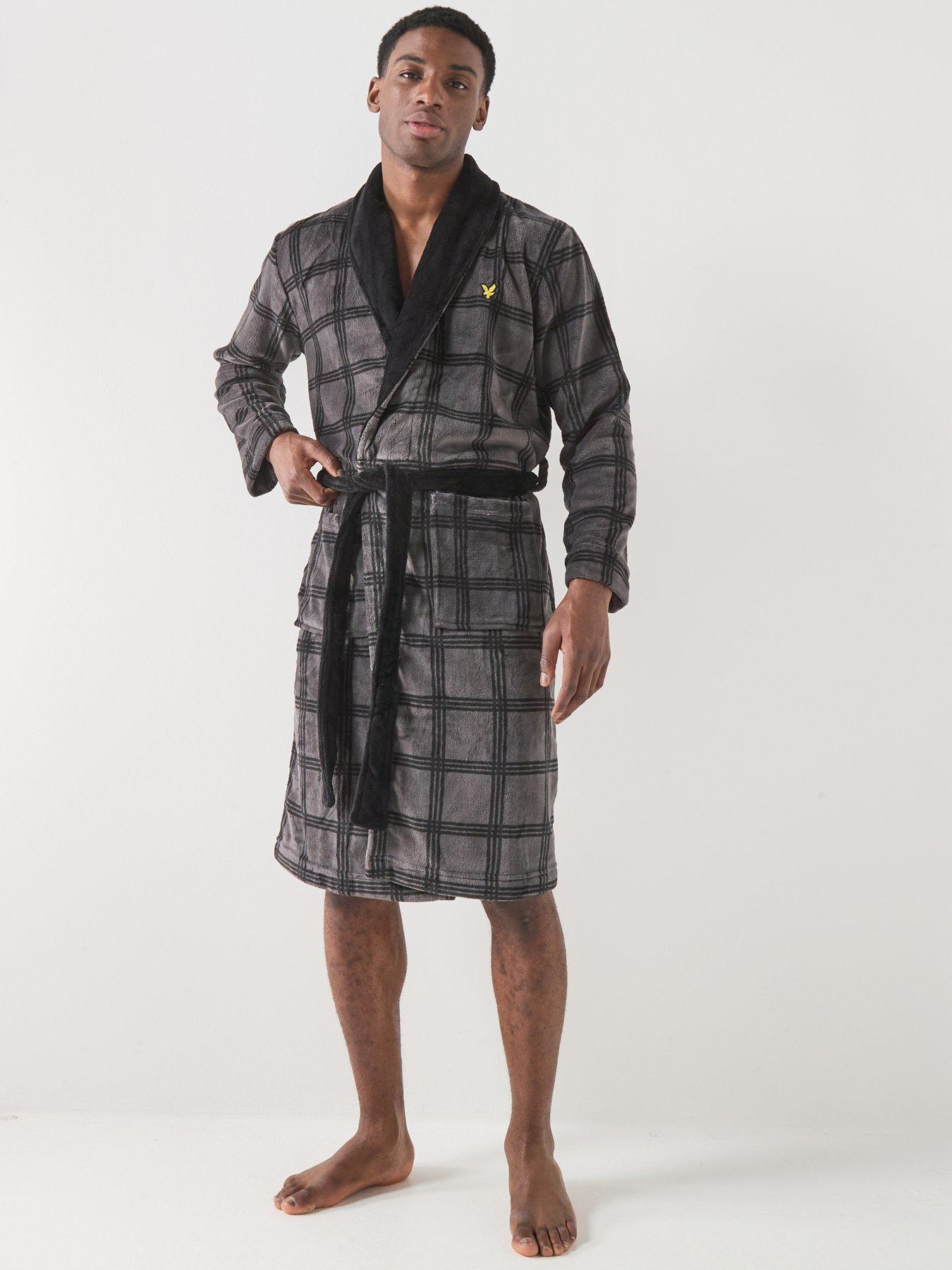 Image 1 of 5 of Lyle & Scott Lyle &amp; Scott Cassidy Bathrobe