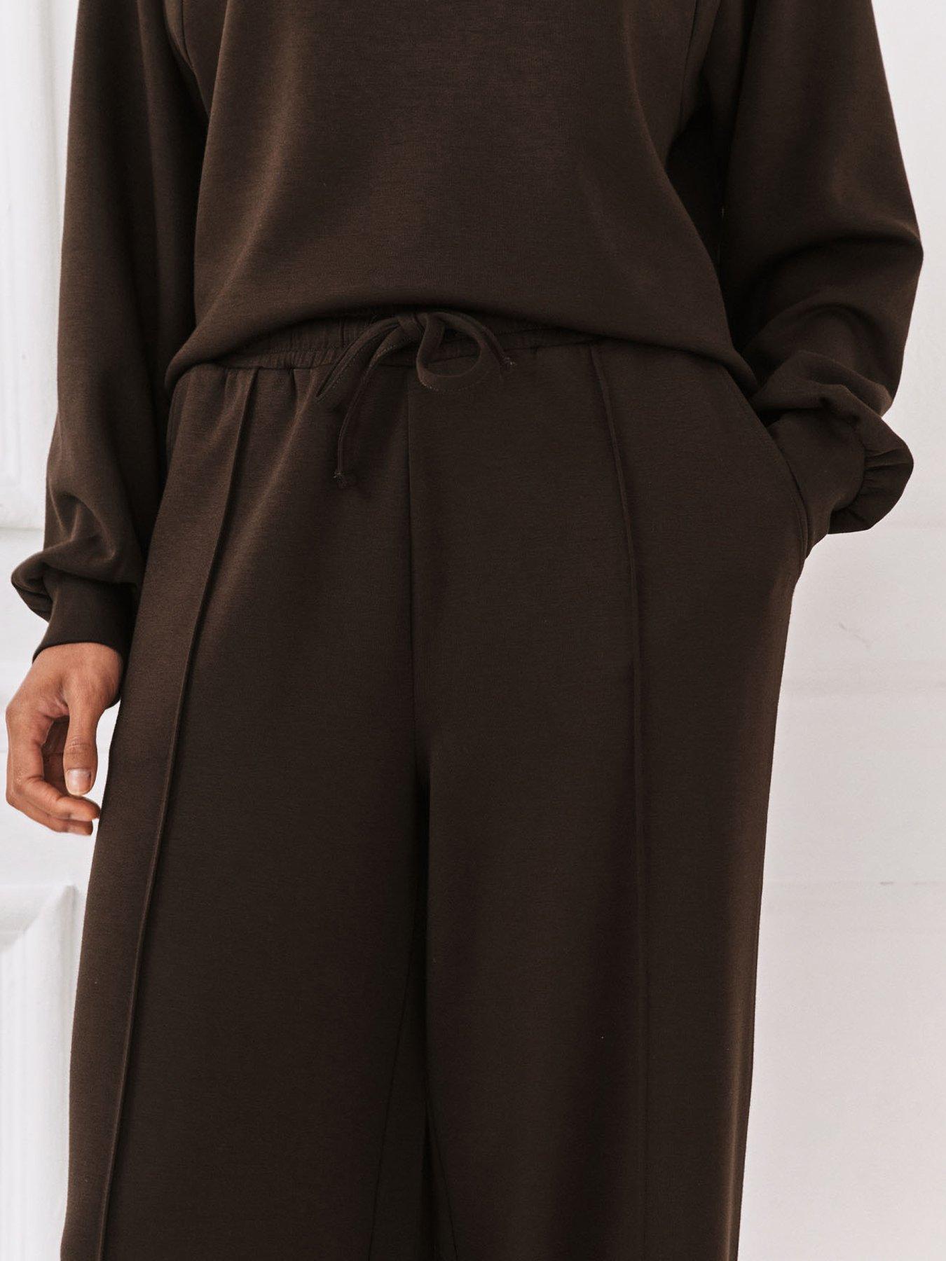 Image 4 of 5 of CHELSEA PEERS Scuba Joggers - Brown