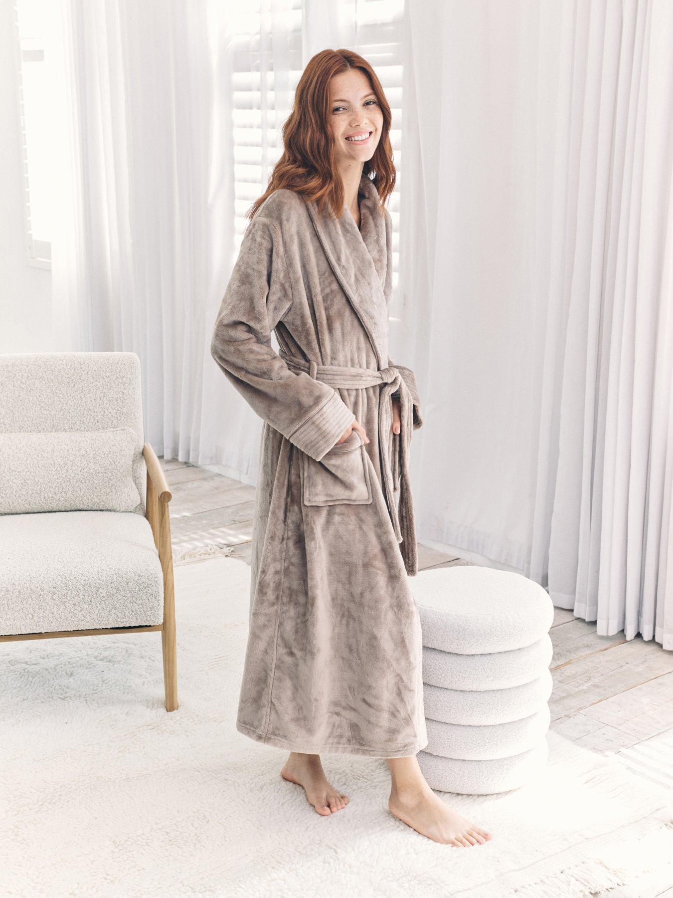 CHELSEA PEERS Shaul Maxi Dressing Gown In Sealskin Fleece - Brown