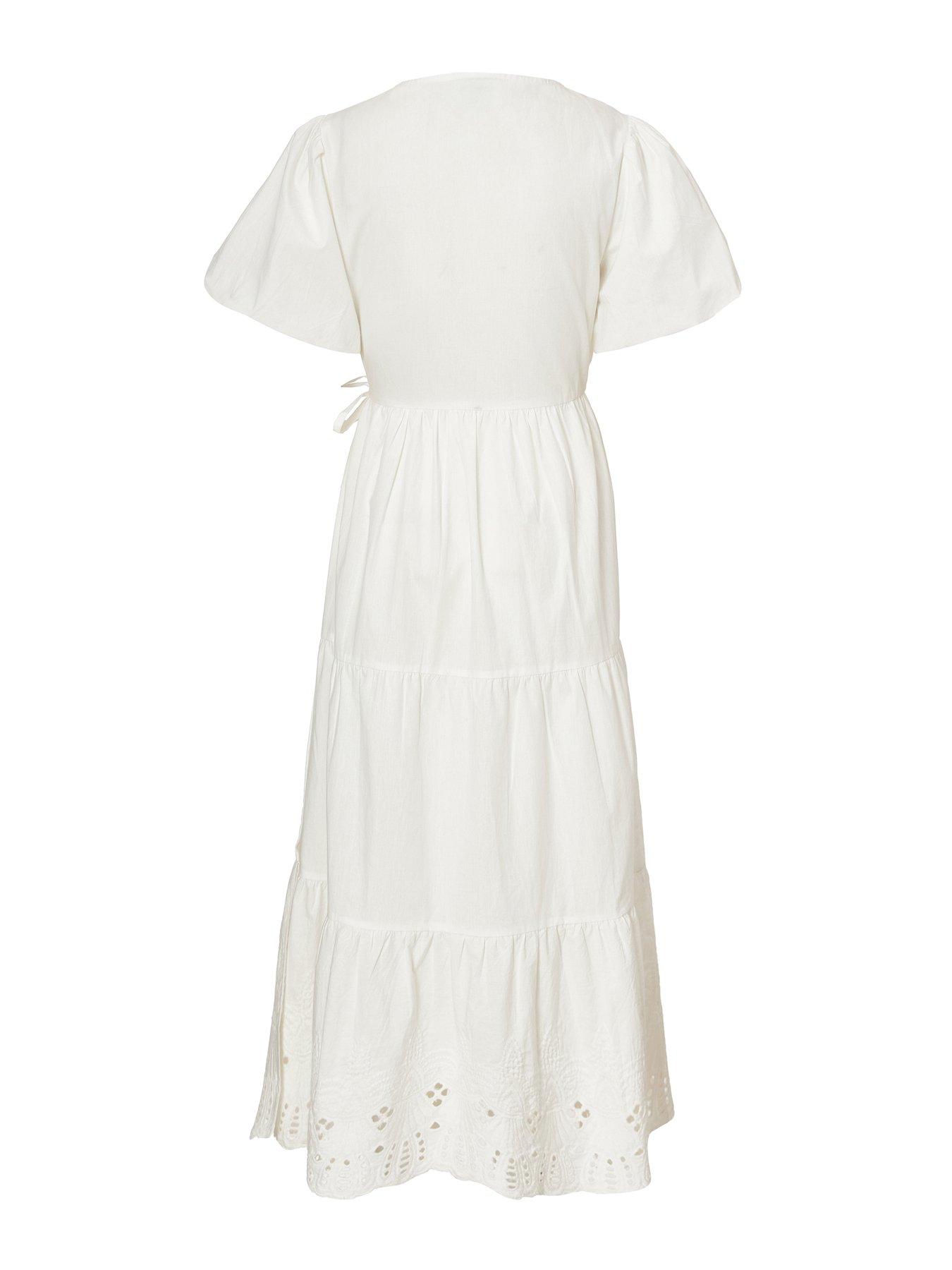 Image 5 of 6 of Quiz White Embroidered Midaxi Dress