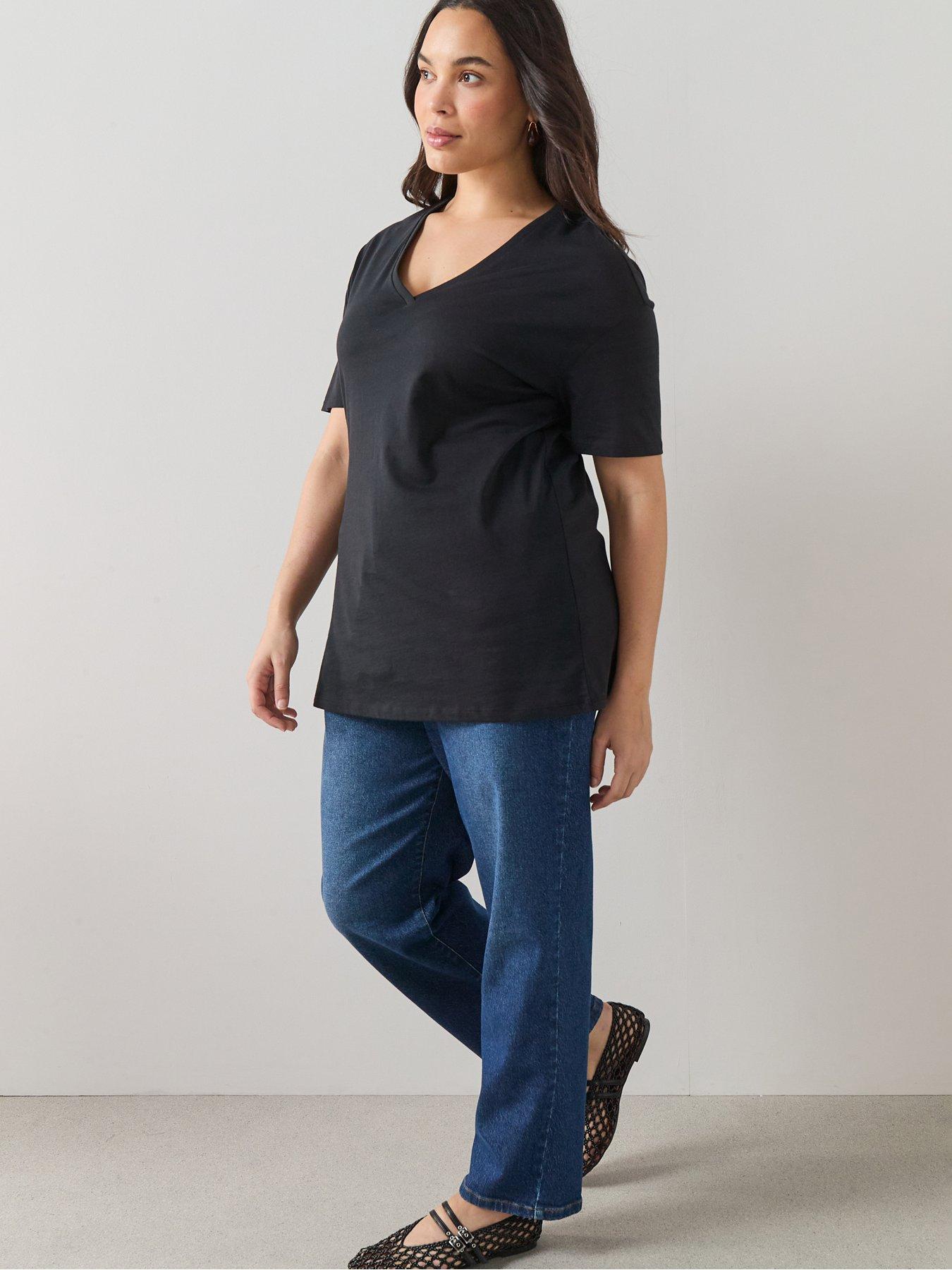 Image 6 of 6 of The Very Collection Curve V Neck Longline T-shirt