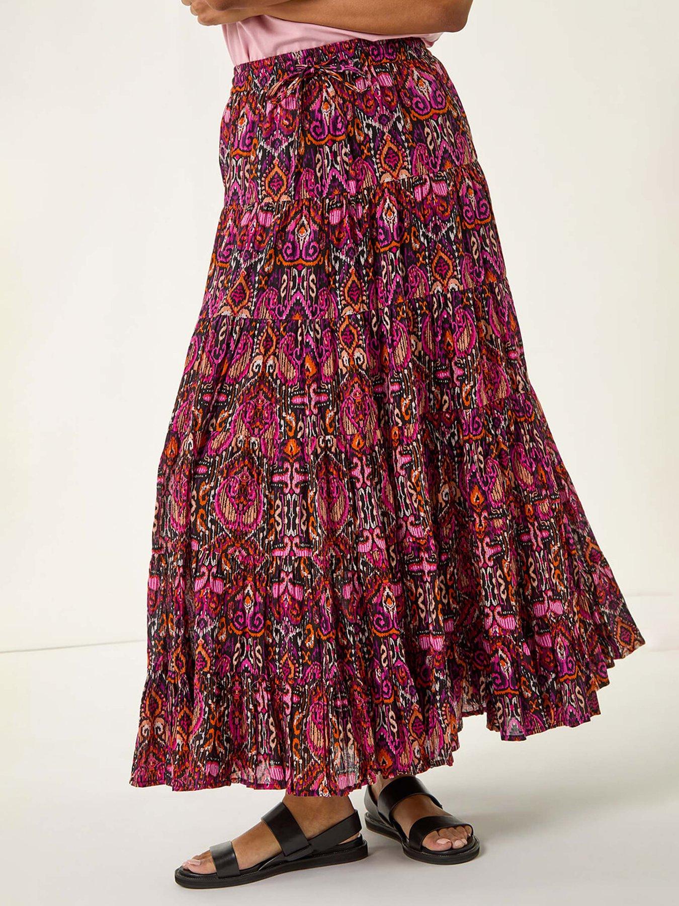 Roman Abstract Print Tiered Skirt - Black