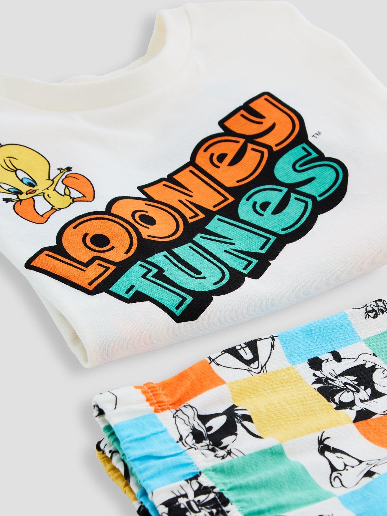 Image 4 of 4 of The Very Collection Looney Tunes Back Print Shortie Pyjama Set - Multi
