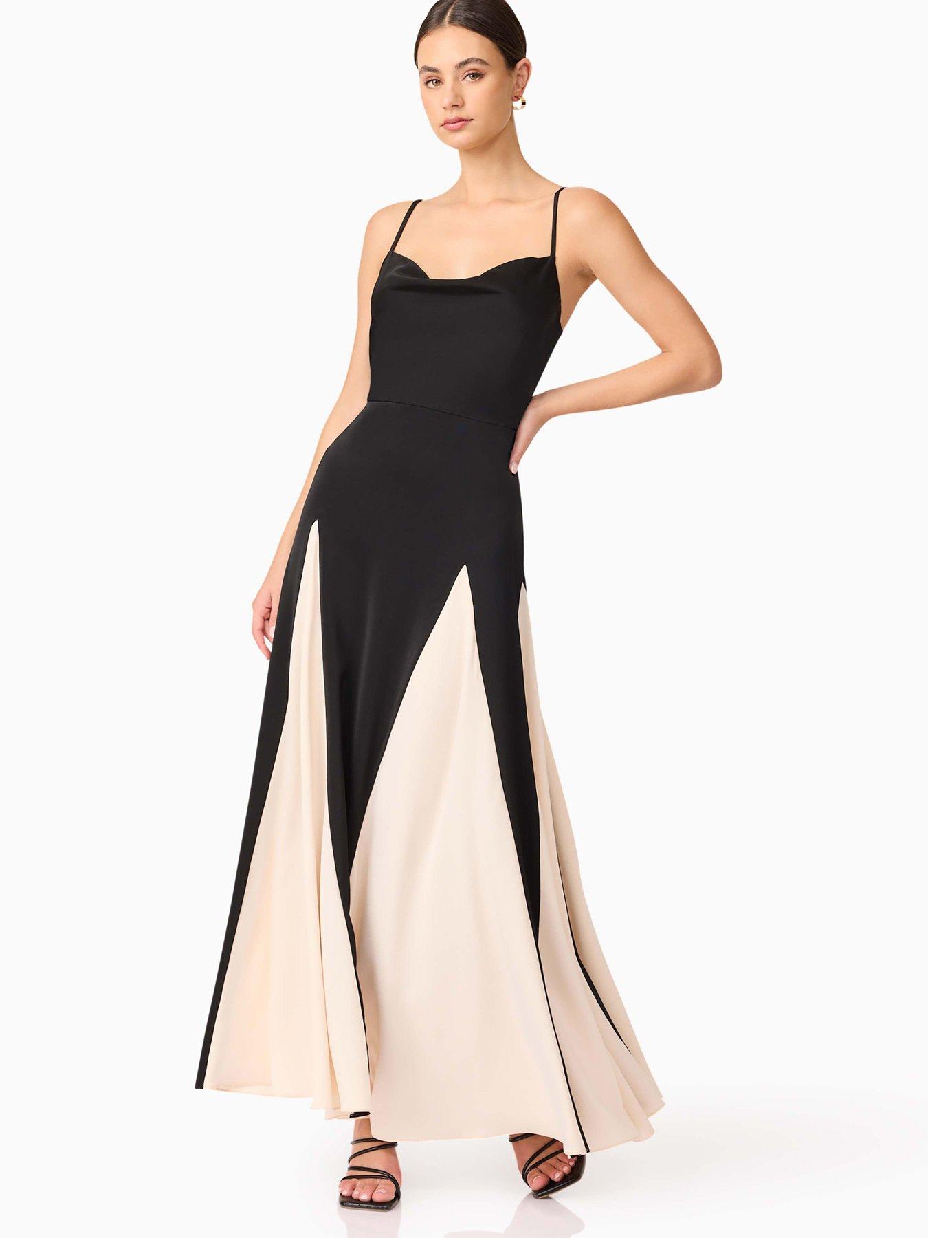 Image 4 of 6 of Elliatt Brigid Gown - Black