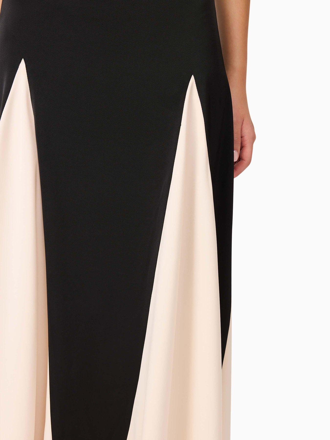 Image 6 of 6 of Elliatt Brigid Gown - Black