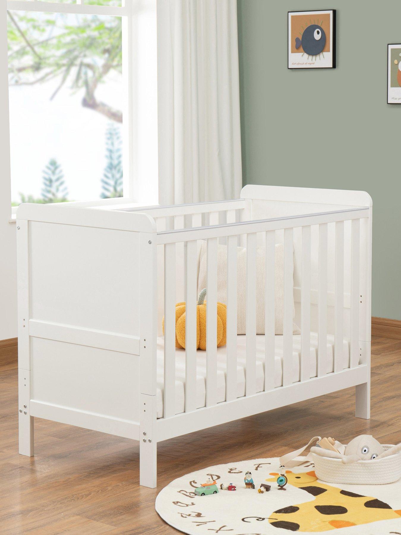 undefined Caro Urban Mini Cot Bed White with Fibre Mattress