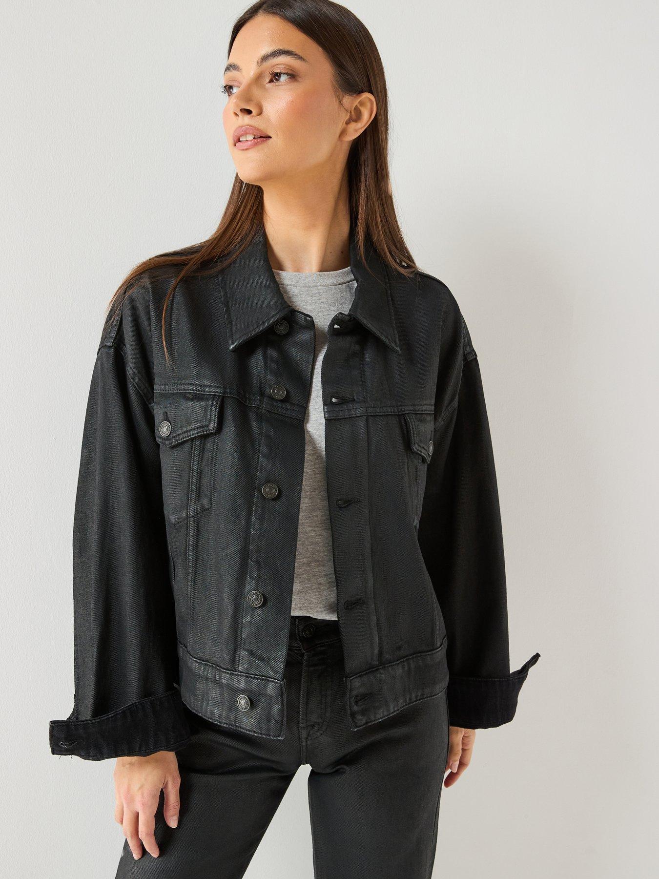 7 FOR ALL MANKIND Coated Comfort Oli Cropped Trucker - Black