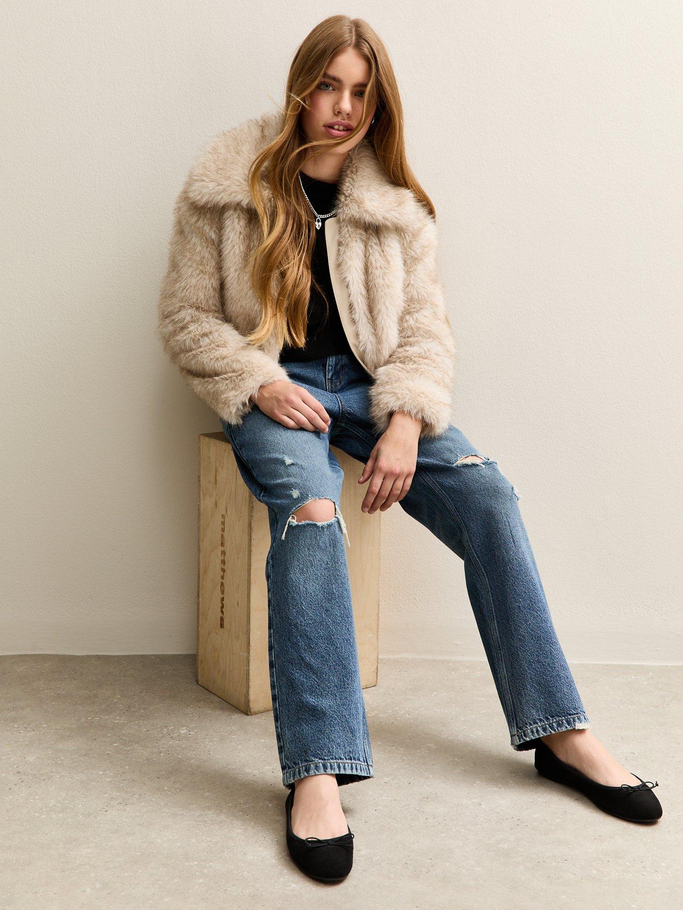 Image 4 of 5 of New Look 915 Girls Mid Ripped Knee Wide Leg Jeans - Blue