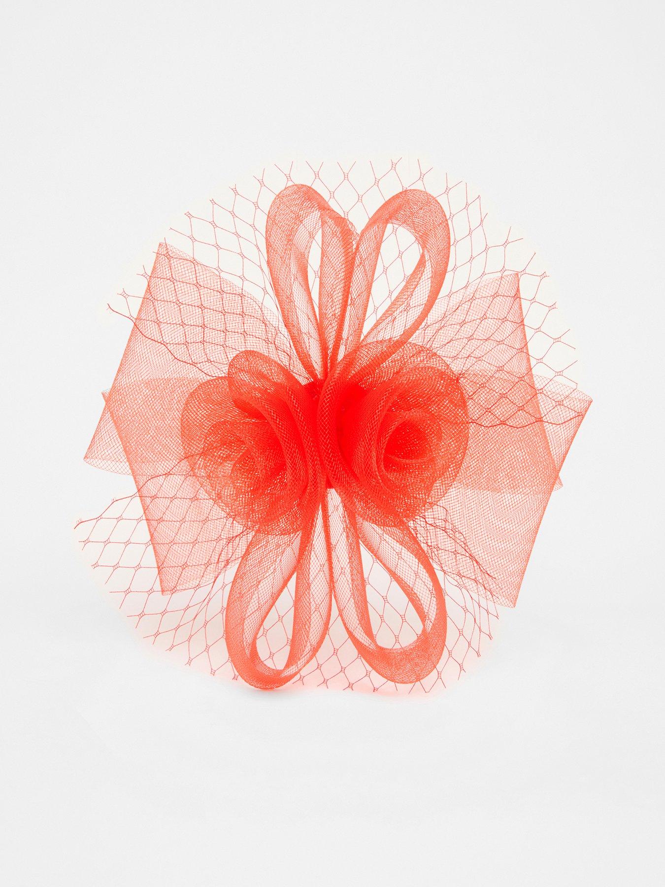 Quiz Red Flower Clip Fascinator