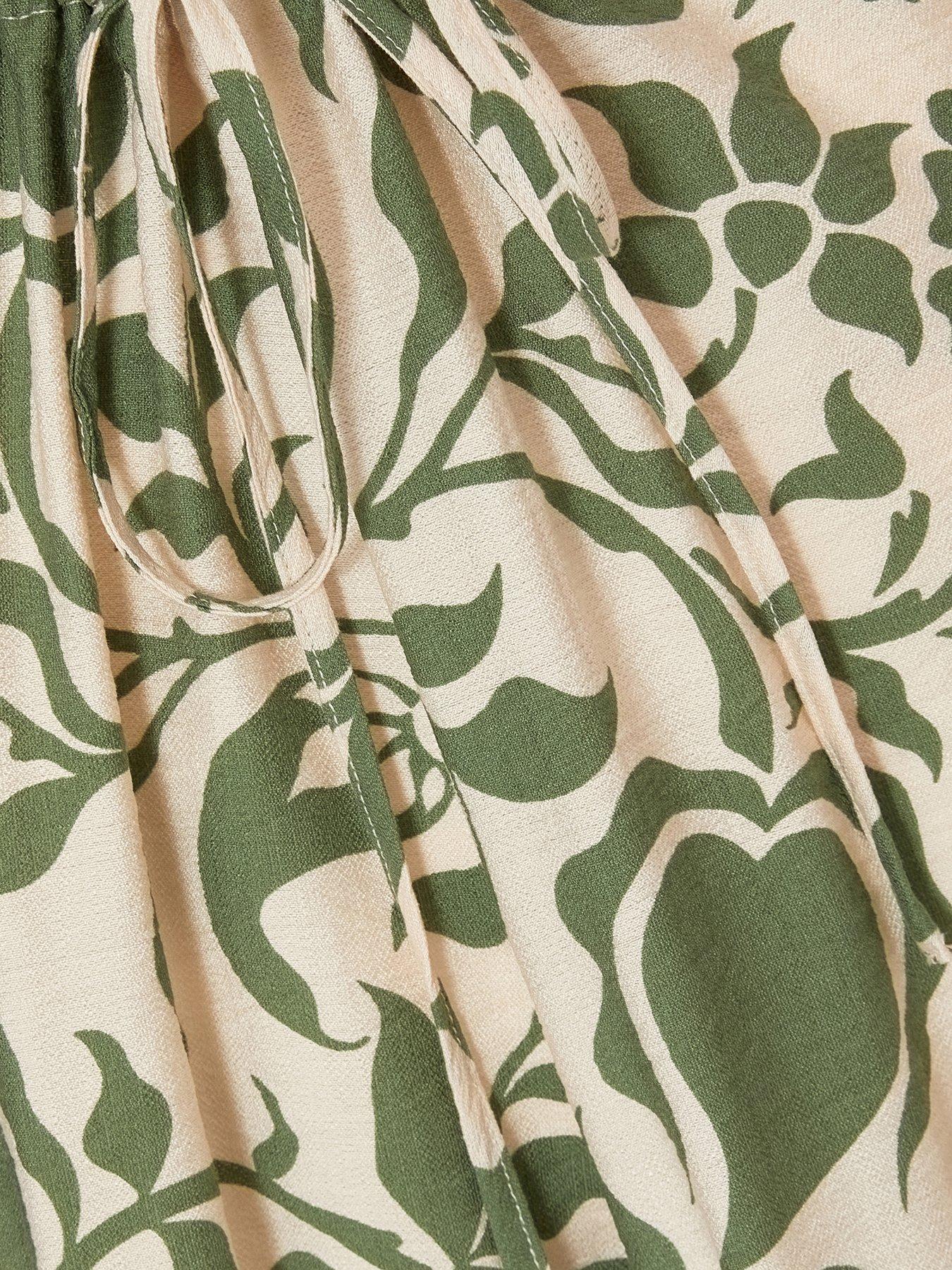 Image 6 of 6 of Quiz Khaki Tropical Print Jumpsuit