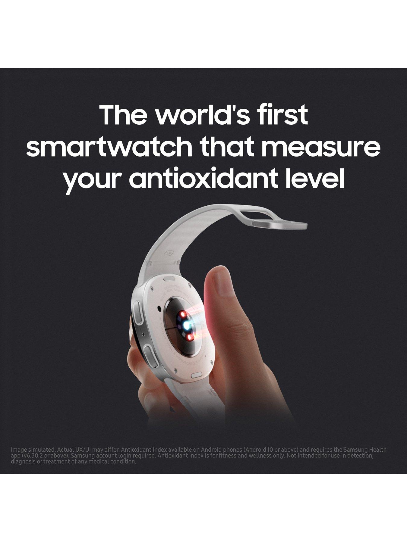 Image 7 of 8 of Samsung Galaxy Watch8 40mm BT Silver and Buds3 Silver, with Galaxy AI