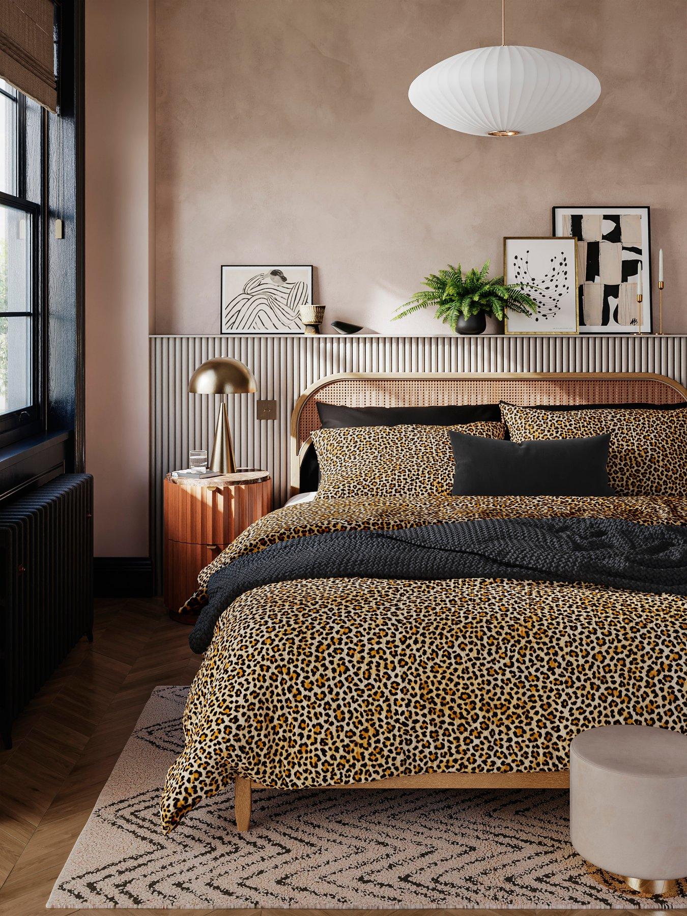 cooper-grey-leopard-print-duvet-cover-set