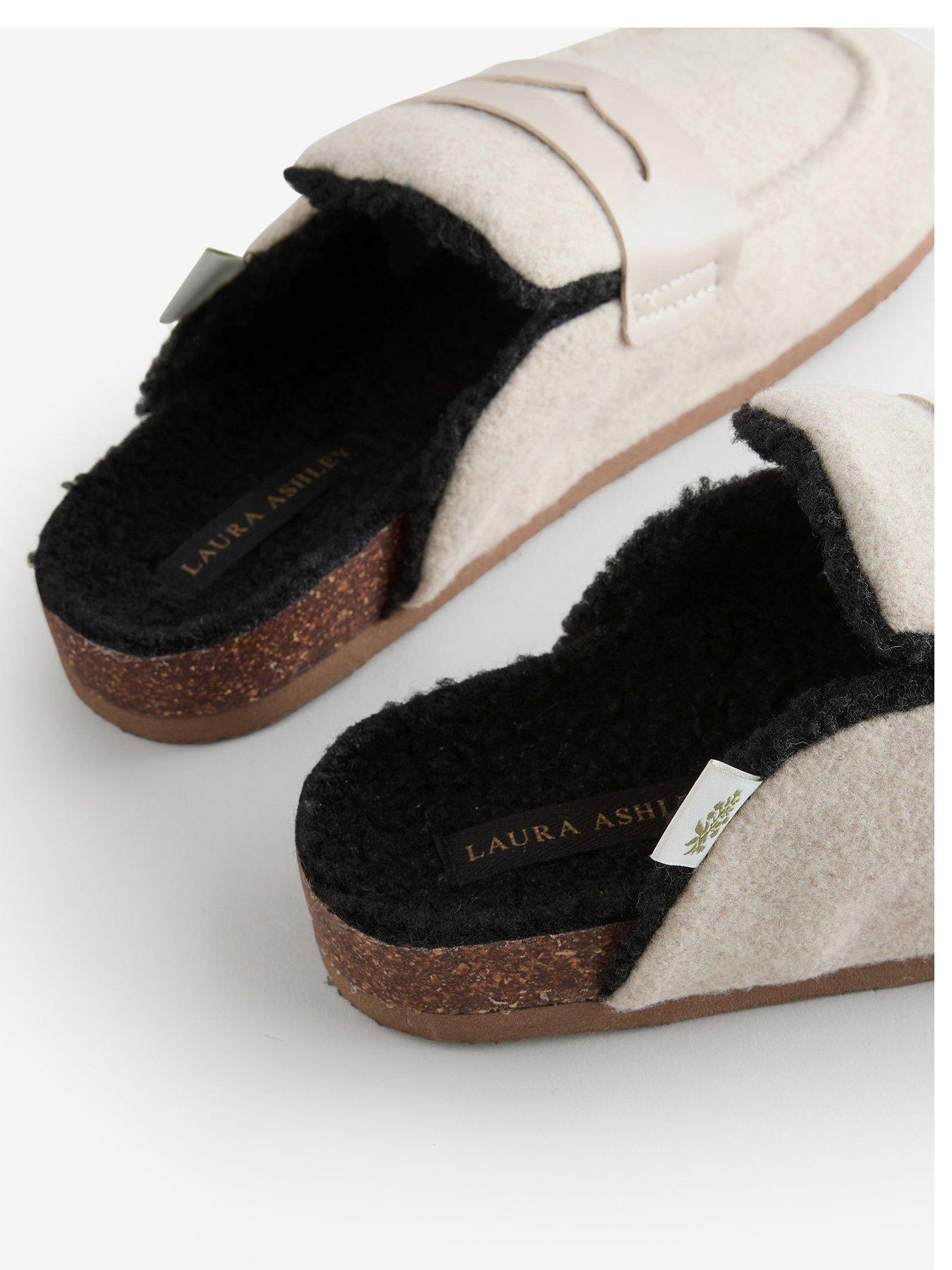 Image 3 of 6 of Laura Ashley Cosy Footbed Neutral - Beige