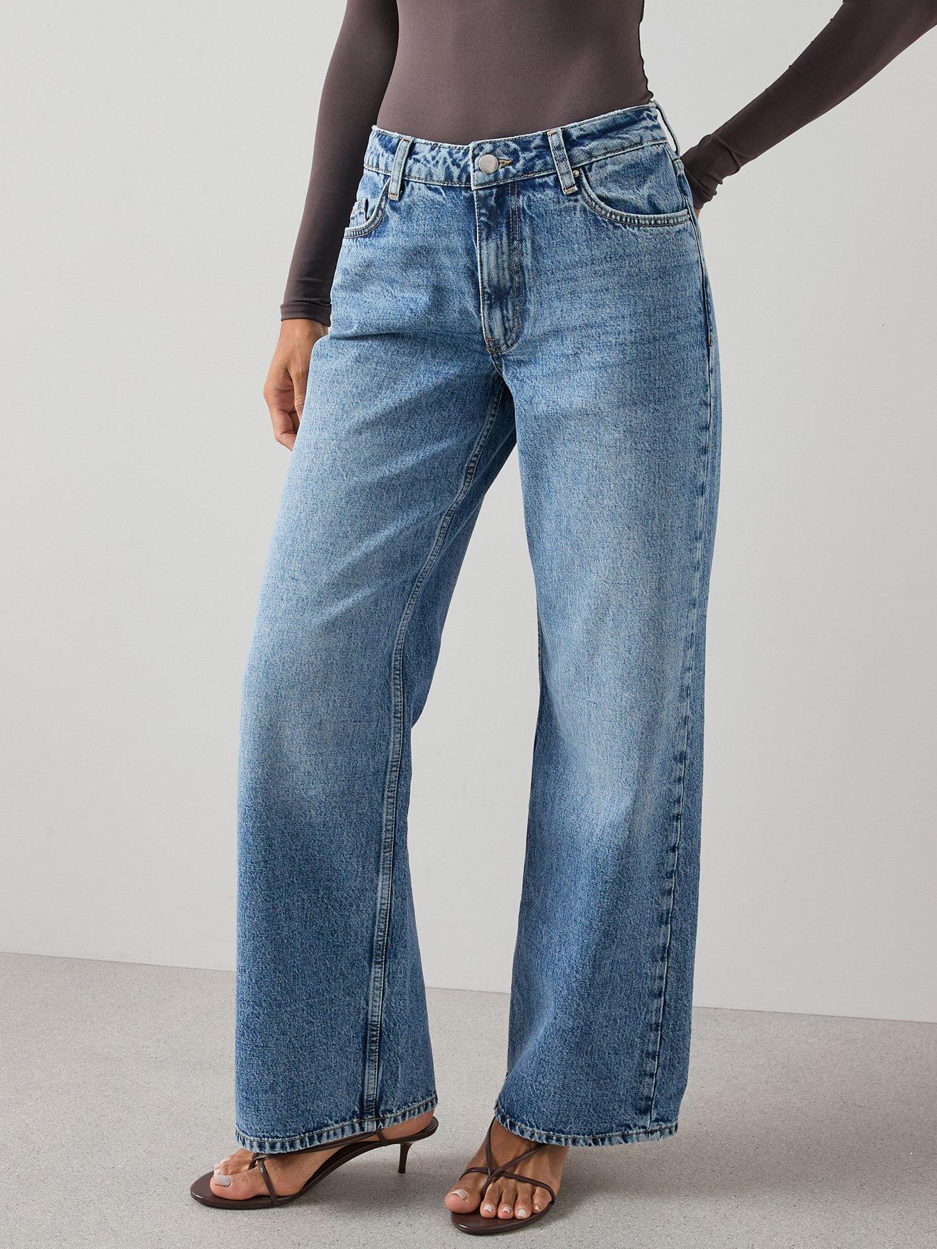 Image 1 of 7 of The Very Collection Low Rise Baggy Jeans - Mid Wash