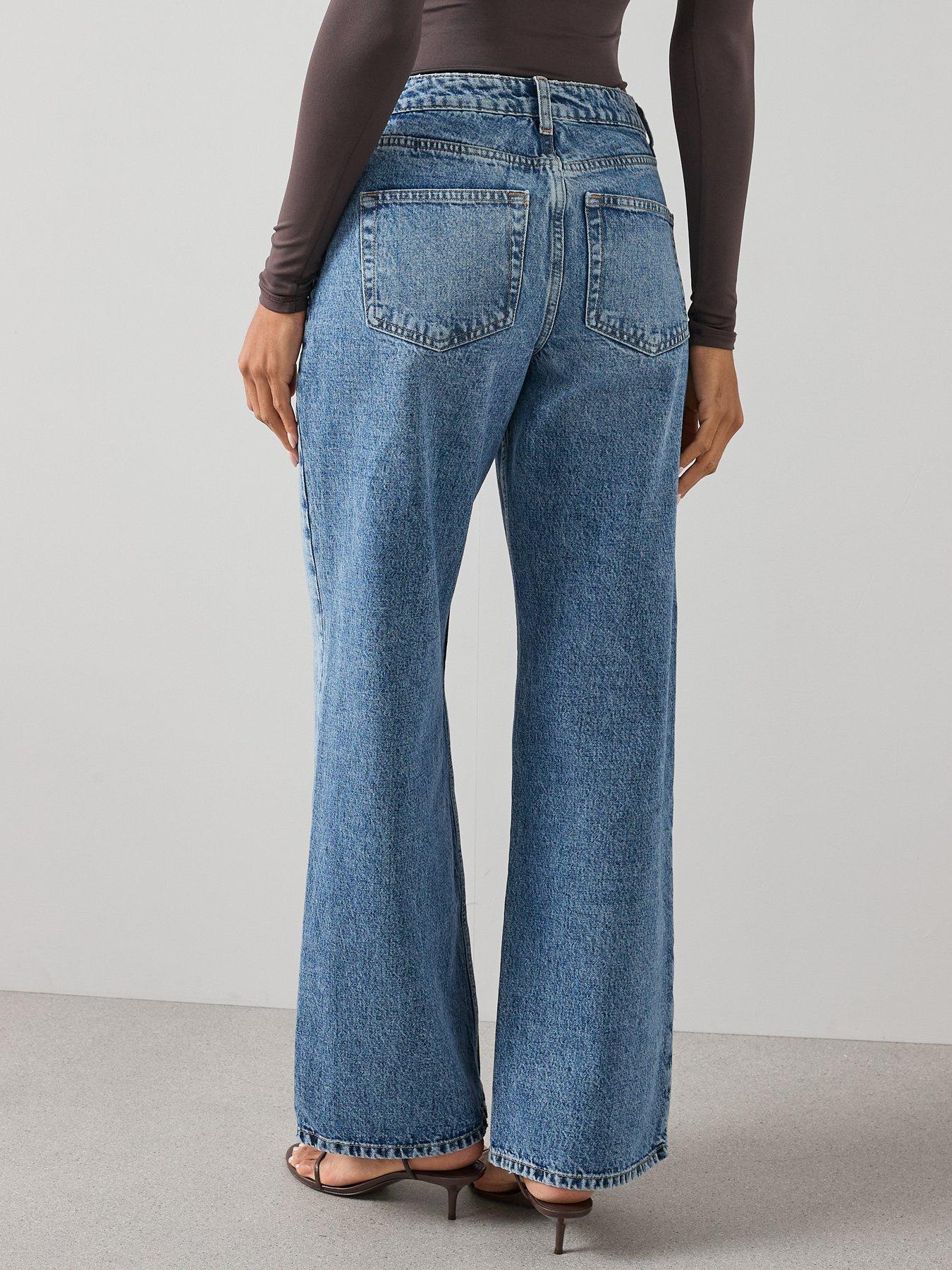 Image 2 of 7 of The Very Collection Low Rise Baggy Jeans - Mid Wash