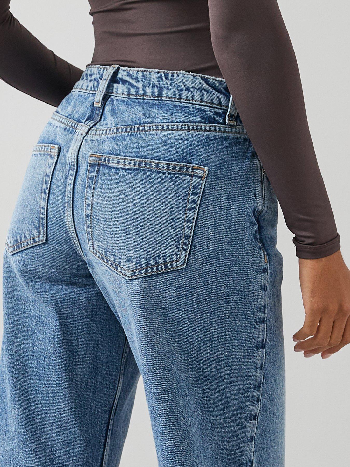 Image 5 of 7 of The Very Collection Low Rise Baggy Jeans - Mid Wash