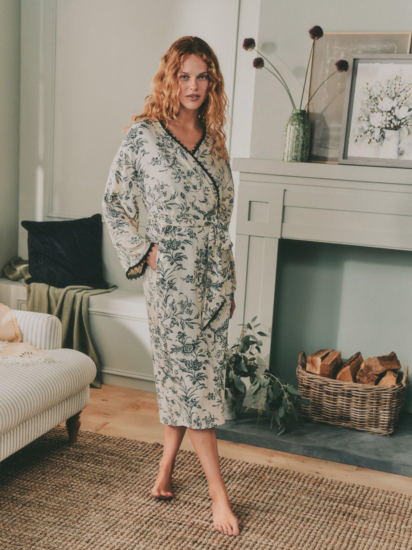Laura Ashley Lloyd Mono Robe - Black | Very