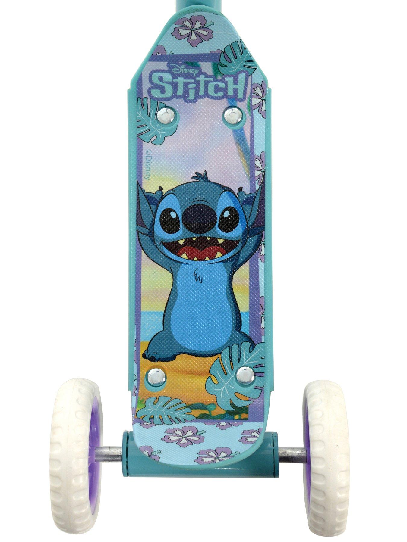 Image 5 of 7 of Disney Stitch Deluxe Tri Scooter