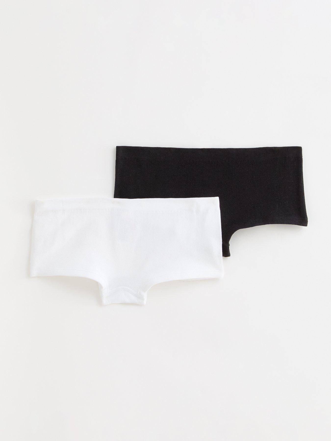 New Look 915 Girls Pack Of 2 Black And White Ribbed Seamless Shorts