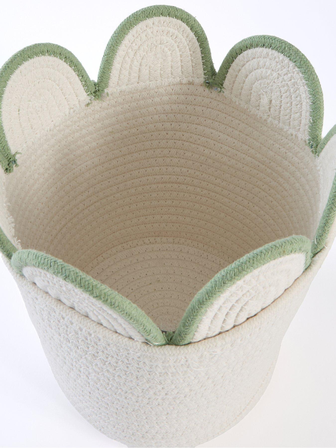 Image 4 of 5 of The Very Collection Green Scallop Edge Cotton Rope Storage Basket