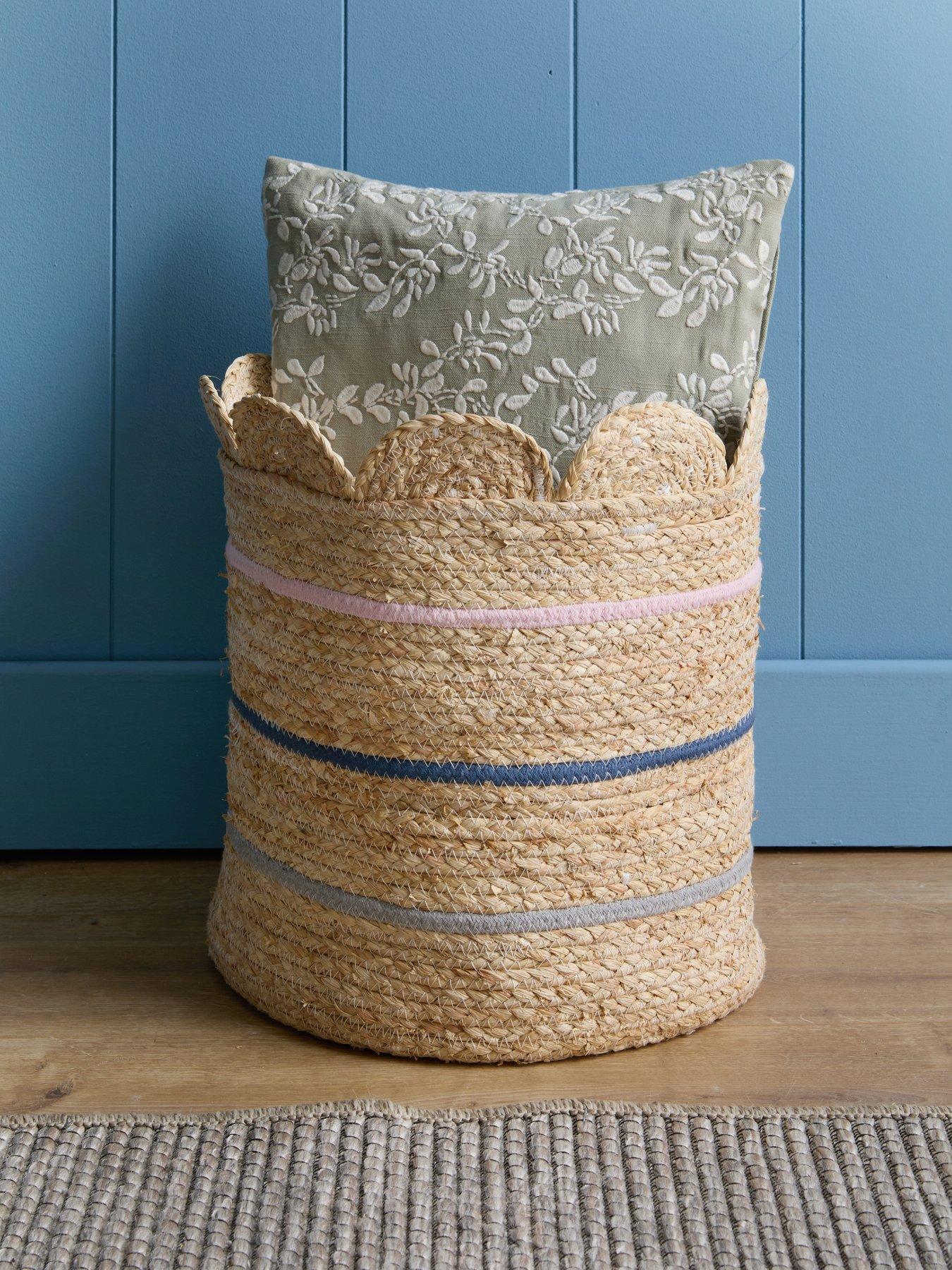 The Very Collection Scalloped Edge Coloured Basket