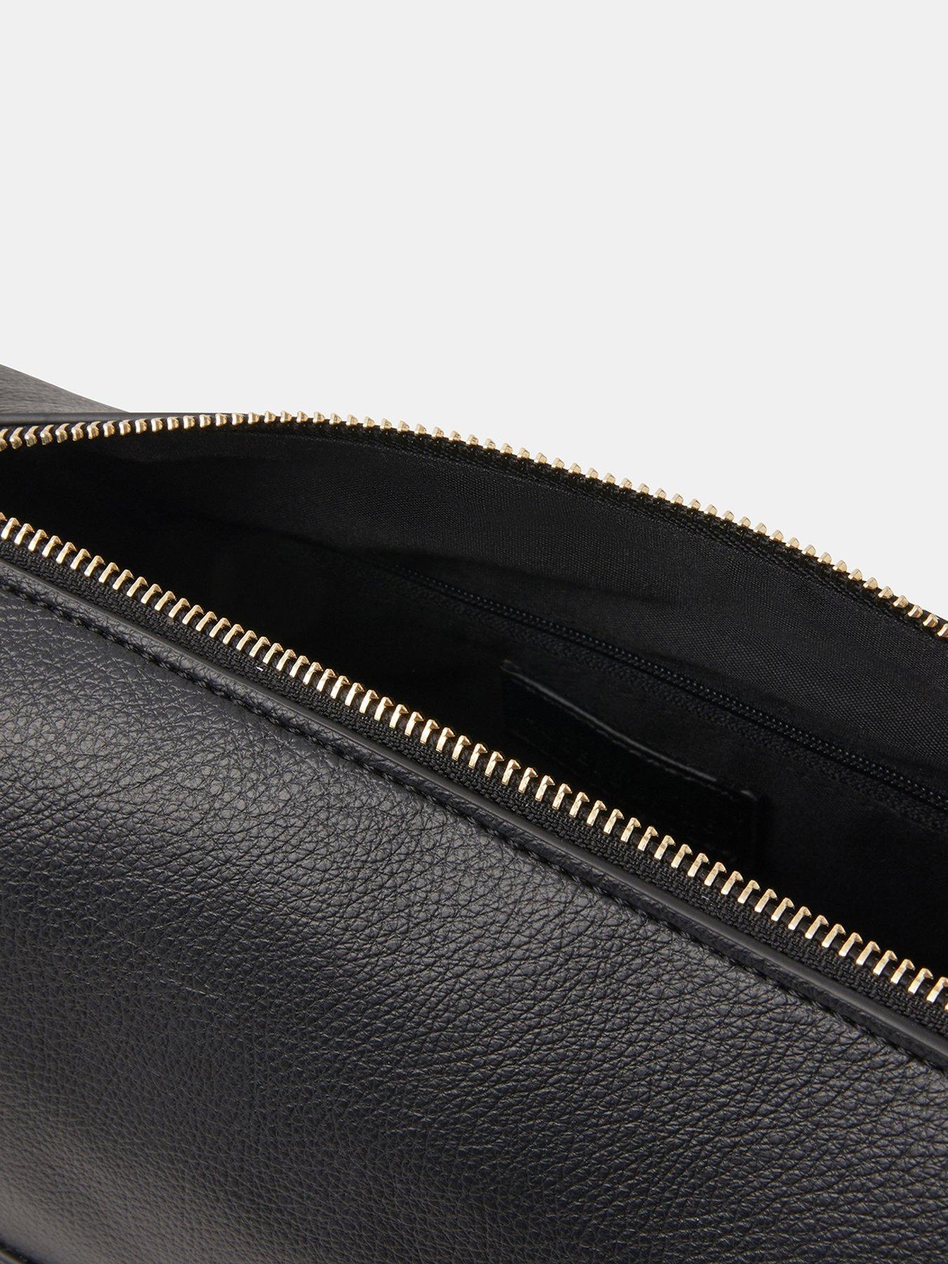 comprise bag / black
