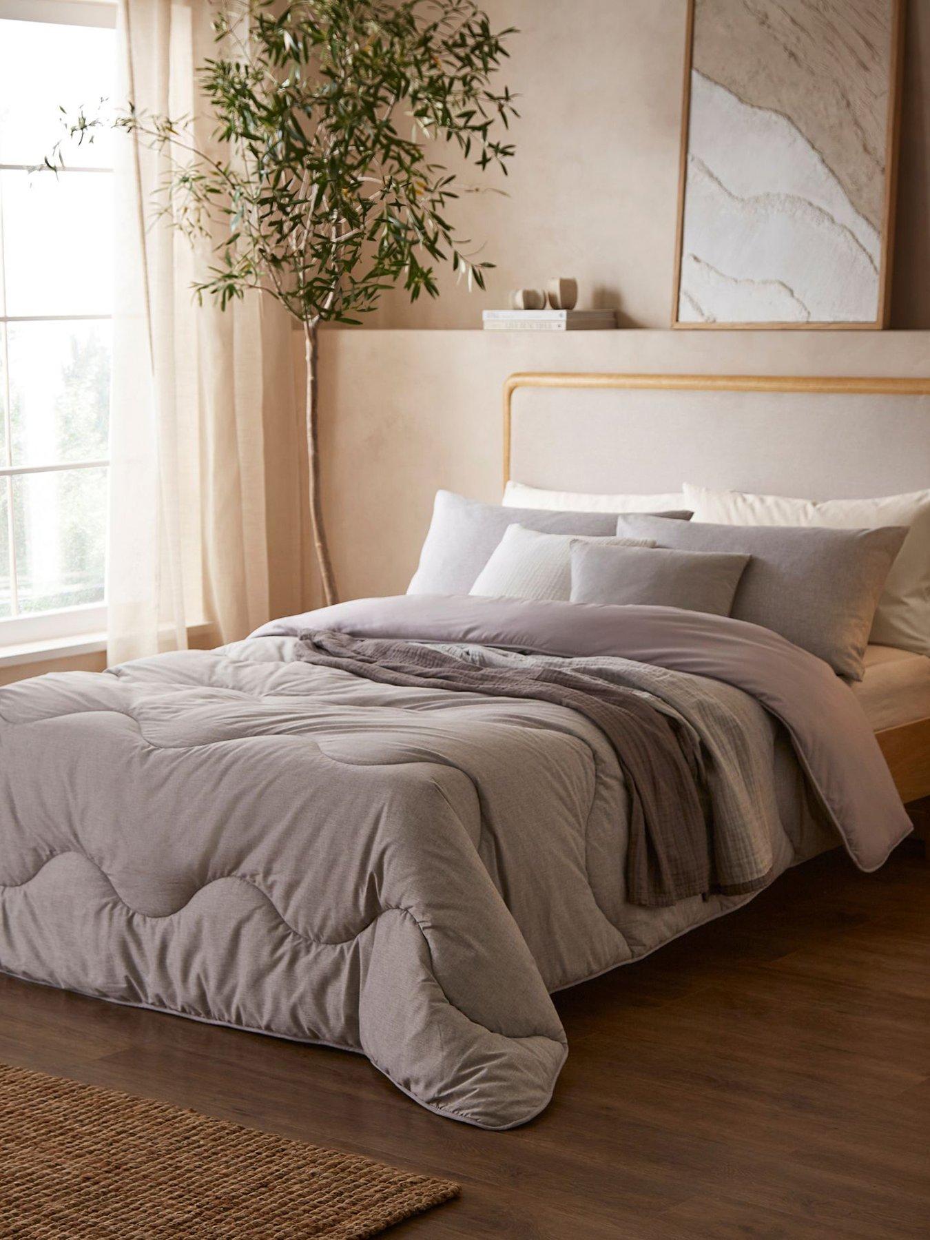 Night Lark Soft Weave 10.5 Tog Coverless Duvet Set