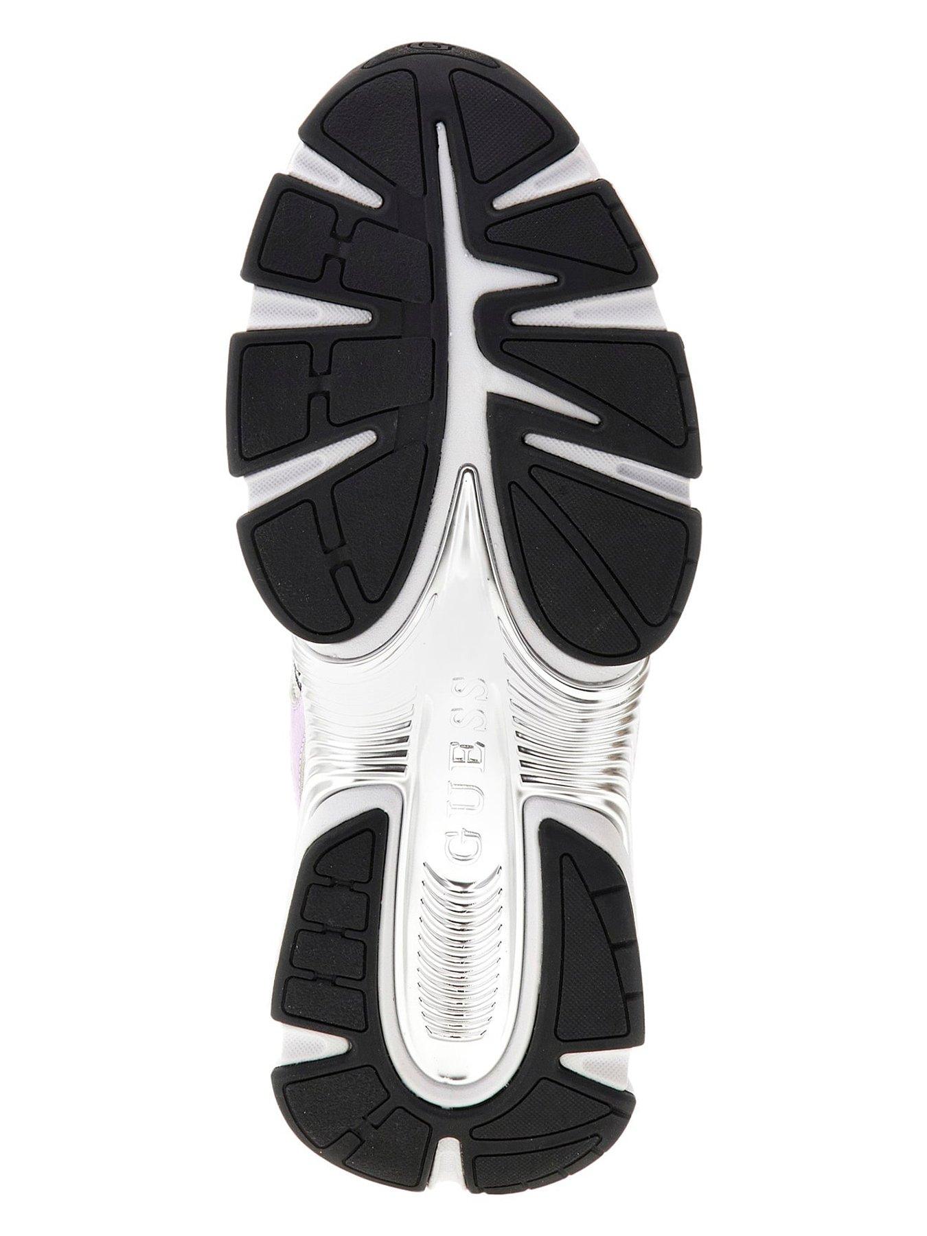 Image 4 of 5 of Guess Ibitha3 Sneaker