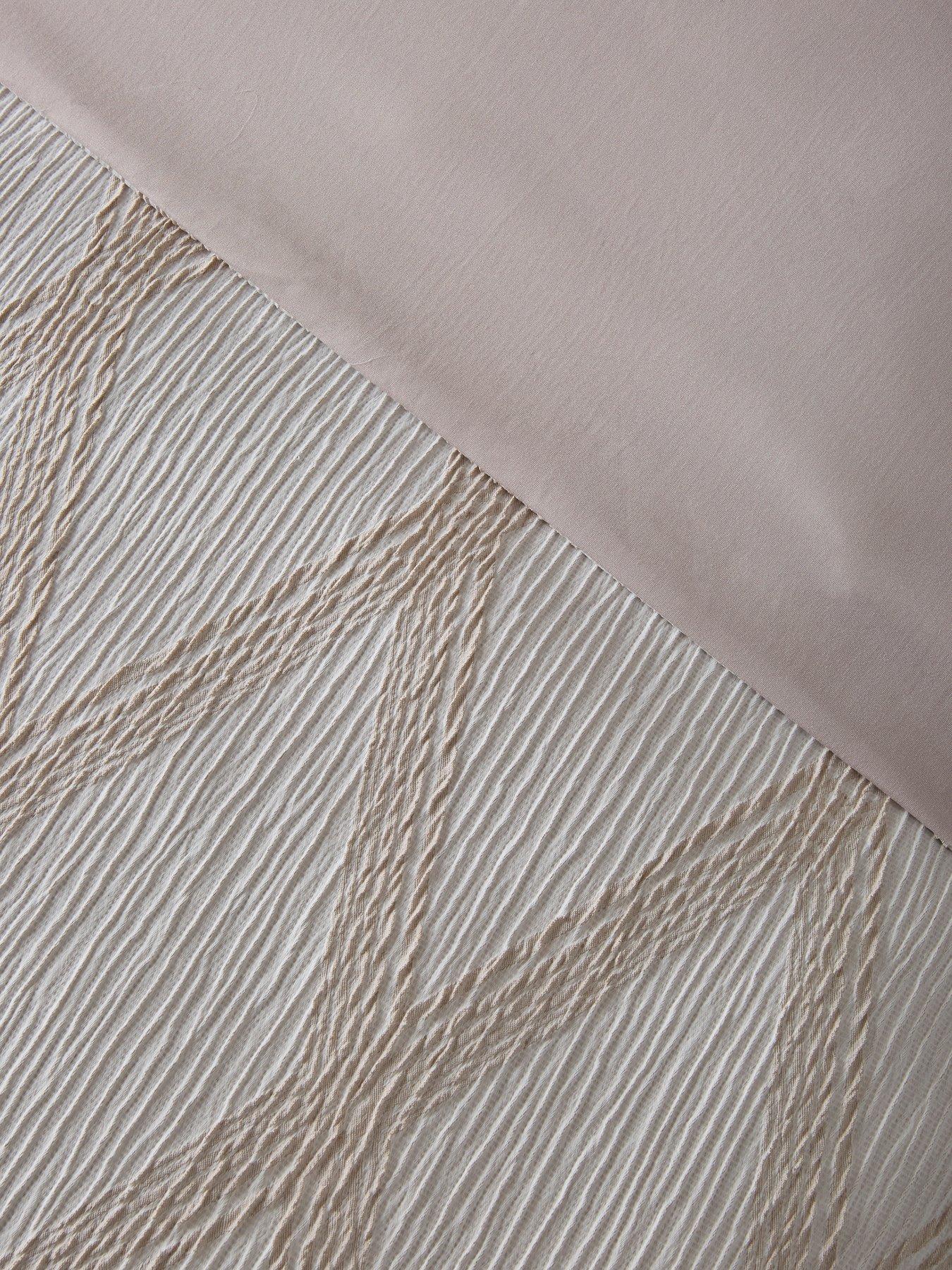 Image 4 of 5 of The Very Collection Diamond Jacquard Duvet Set
