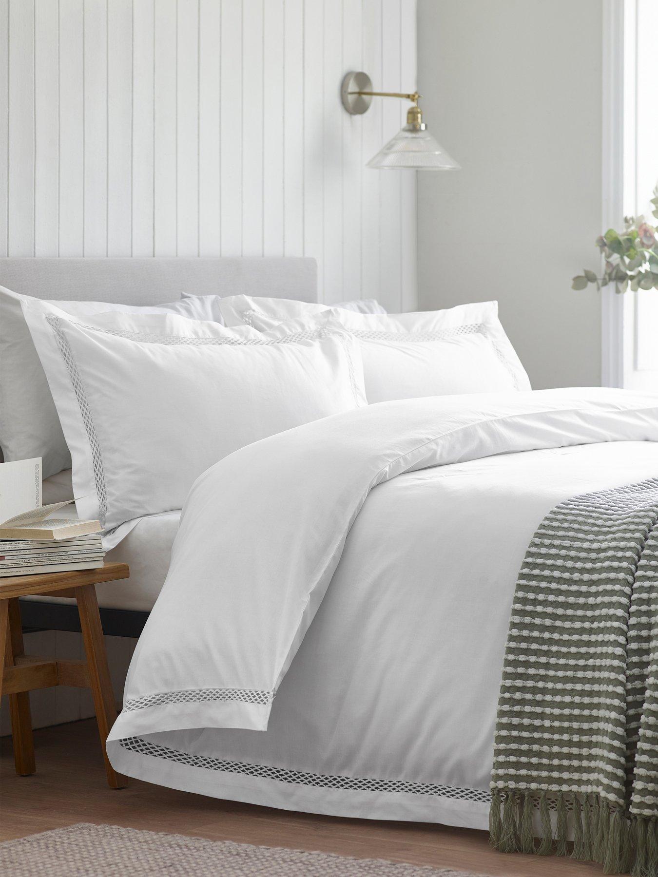undefined Classic Lattice Lace Duvet Set- King