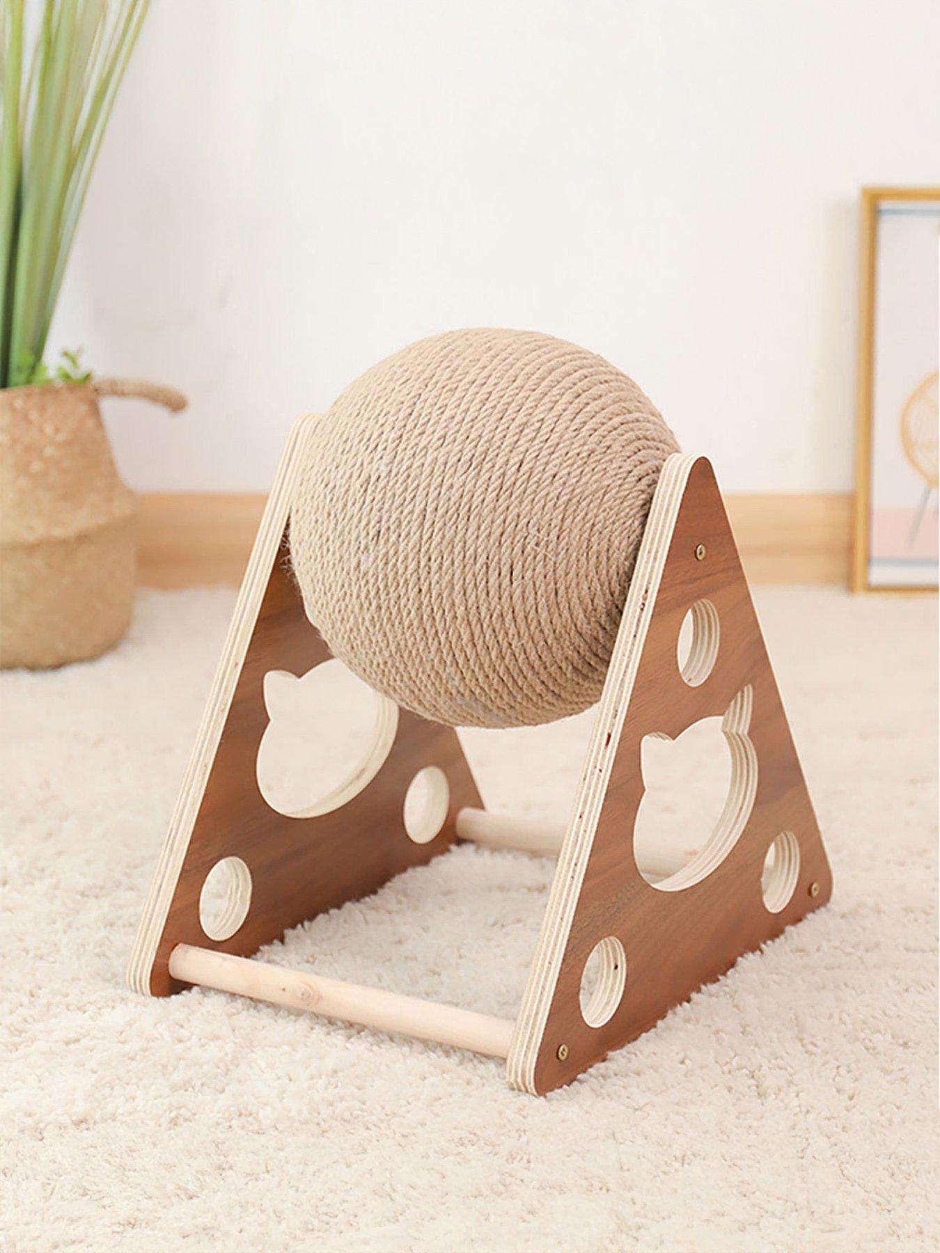 Living and Home Cat Scratching Ball Natural Sisal Scratcher Pet Toy