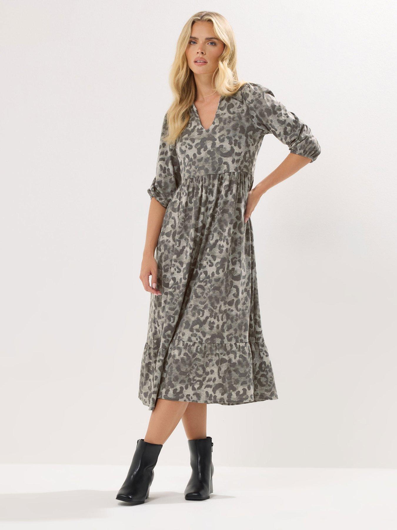 undefined Petite Animal Collar Short Sleeve Midi Dress