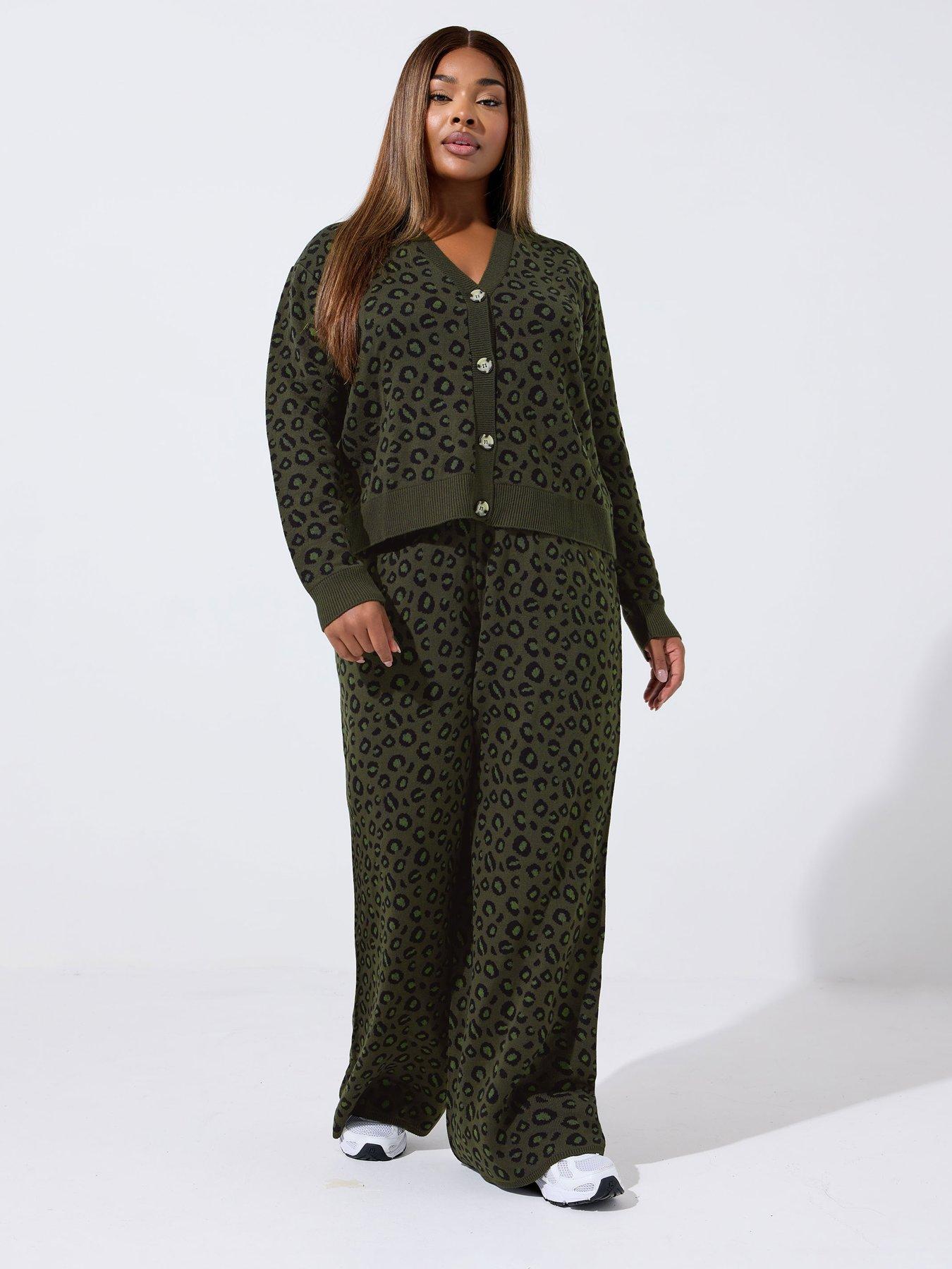 Image 3 of 4 of Yours Curve Leopard Knitted Cardigan - Green