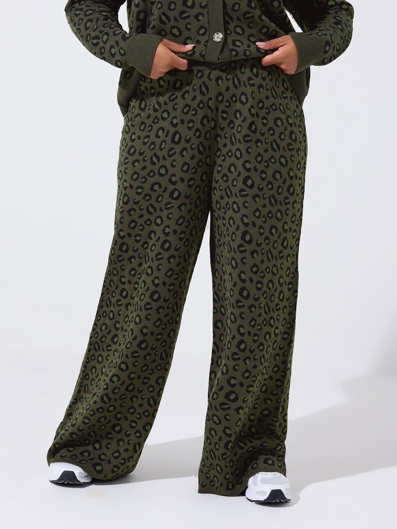 undefined Curve Leopard Knitted Trouser - Green