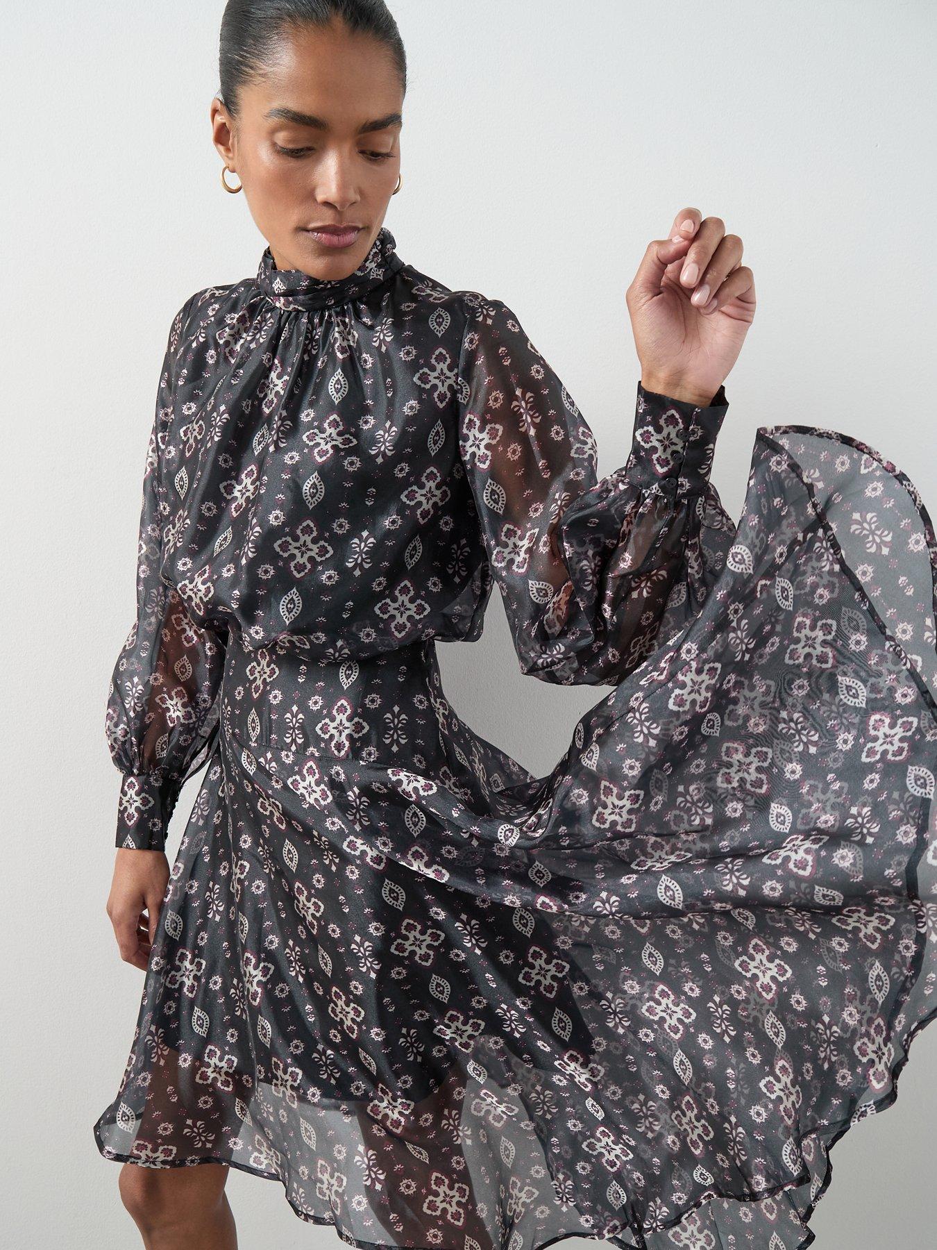 Image 4 of 6 of The Very Collection Asymmetric Hem Dress - Print