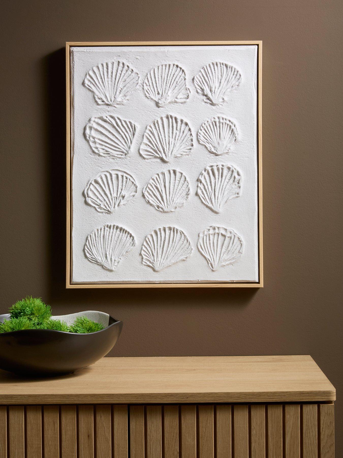 The Very Collection Embossed Shell Canvas