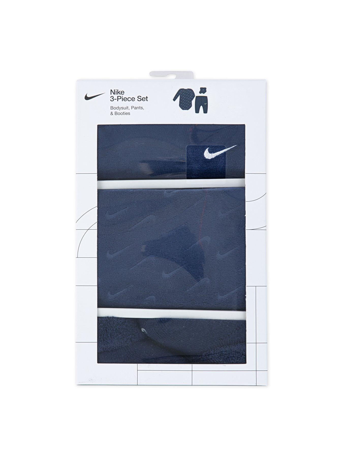 Image 4 of 4 of Nike Infant Unisex 3 Piece Velour Swoosh Set - Navy